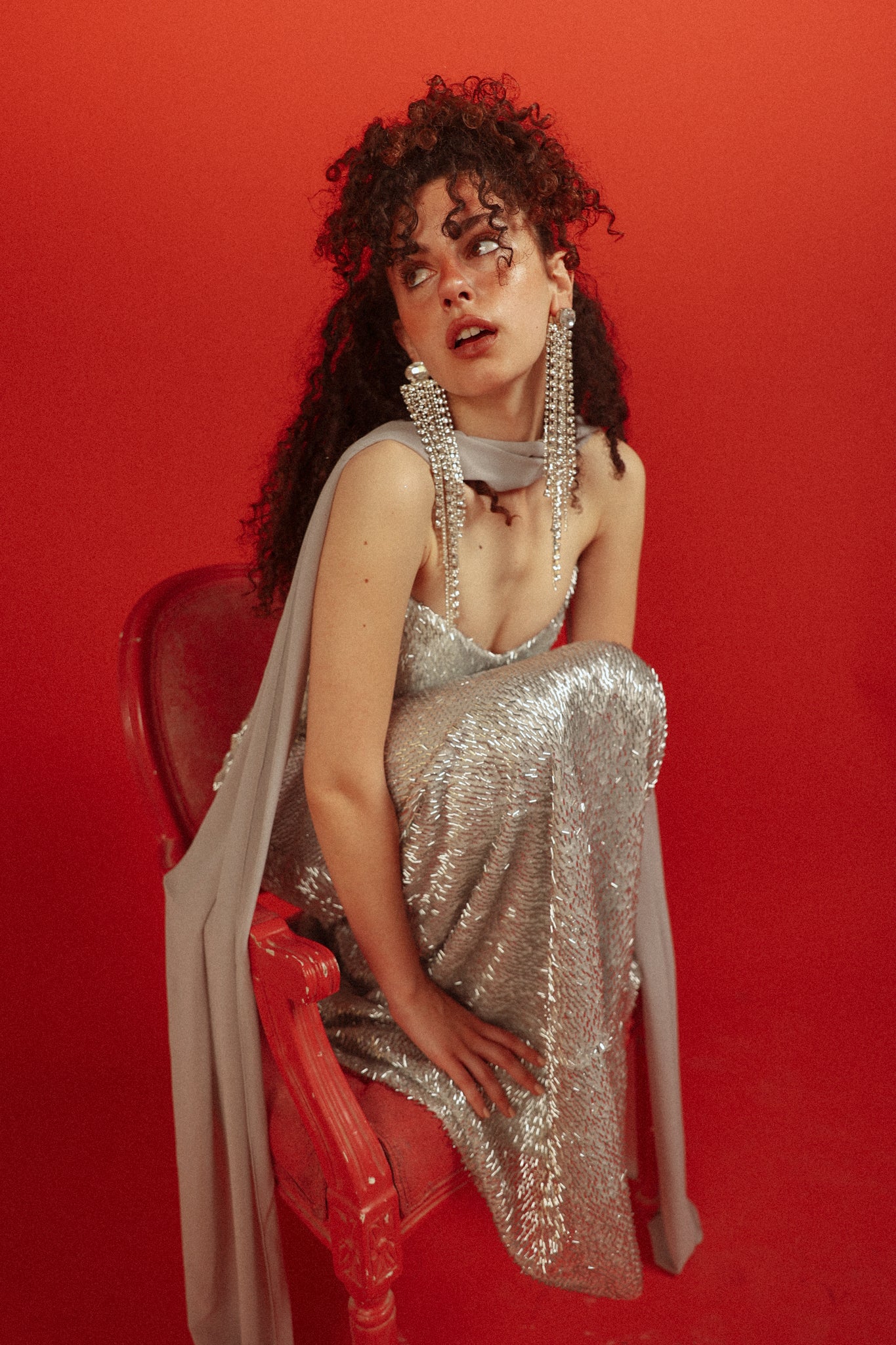 The floor is lava look 2 in silver