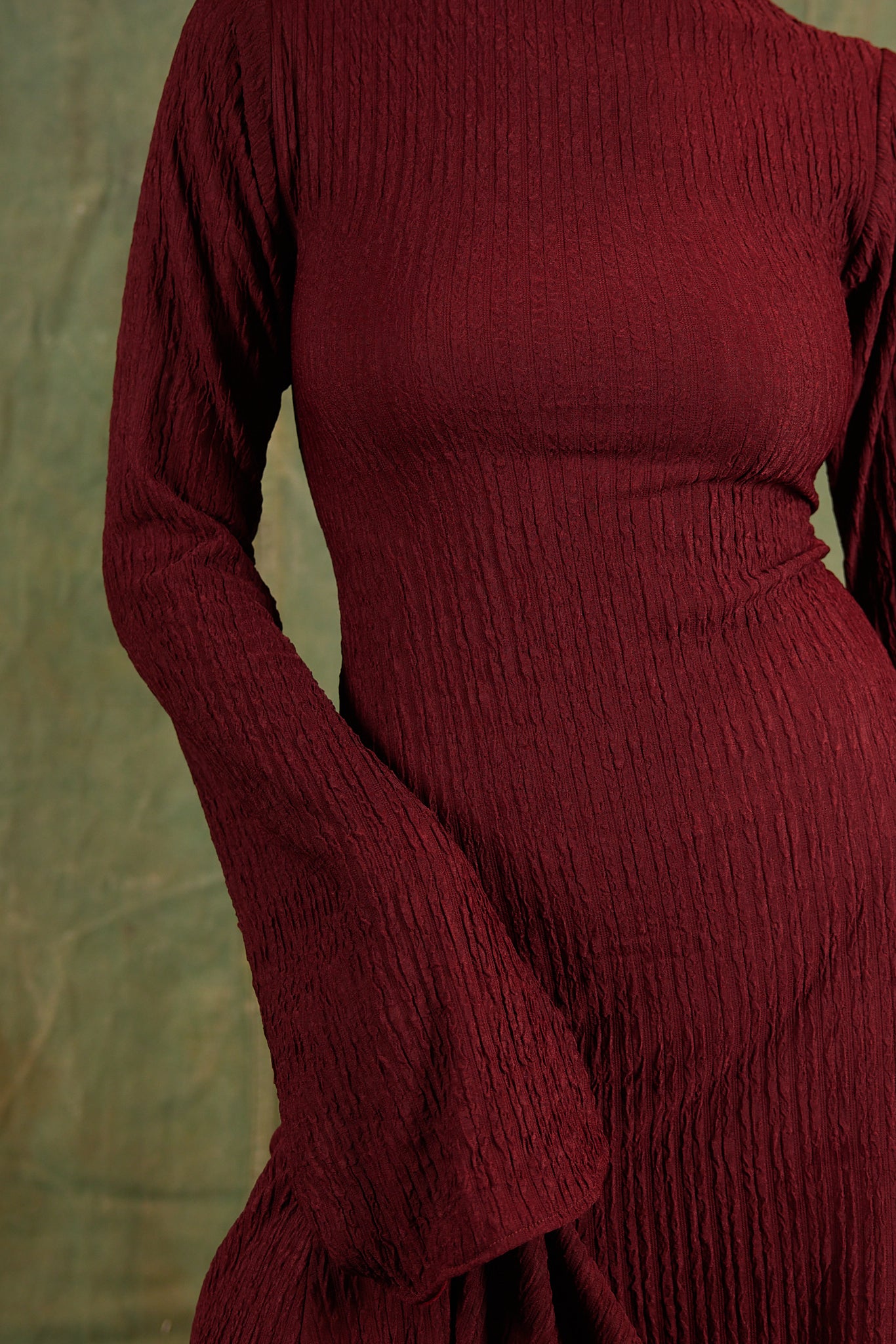 THE DRESS IT UP OR DOWN DRESS IN BURGUNDY