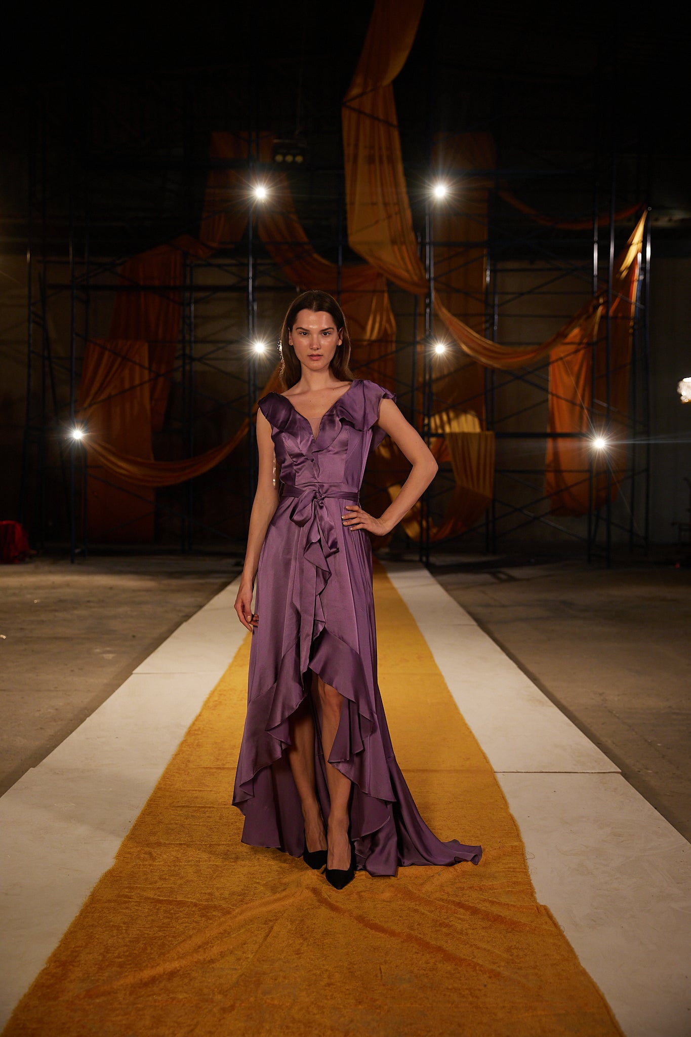 Runway Look 25 in Lilac