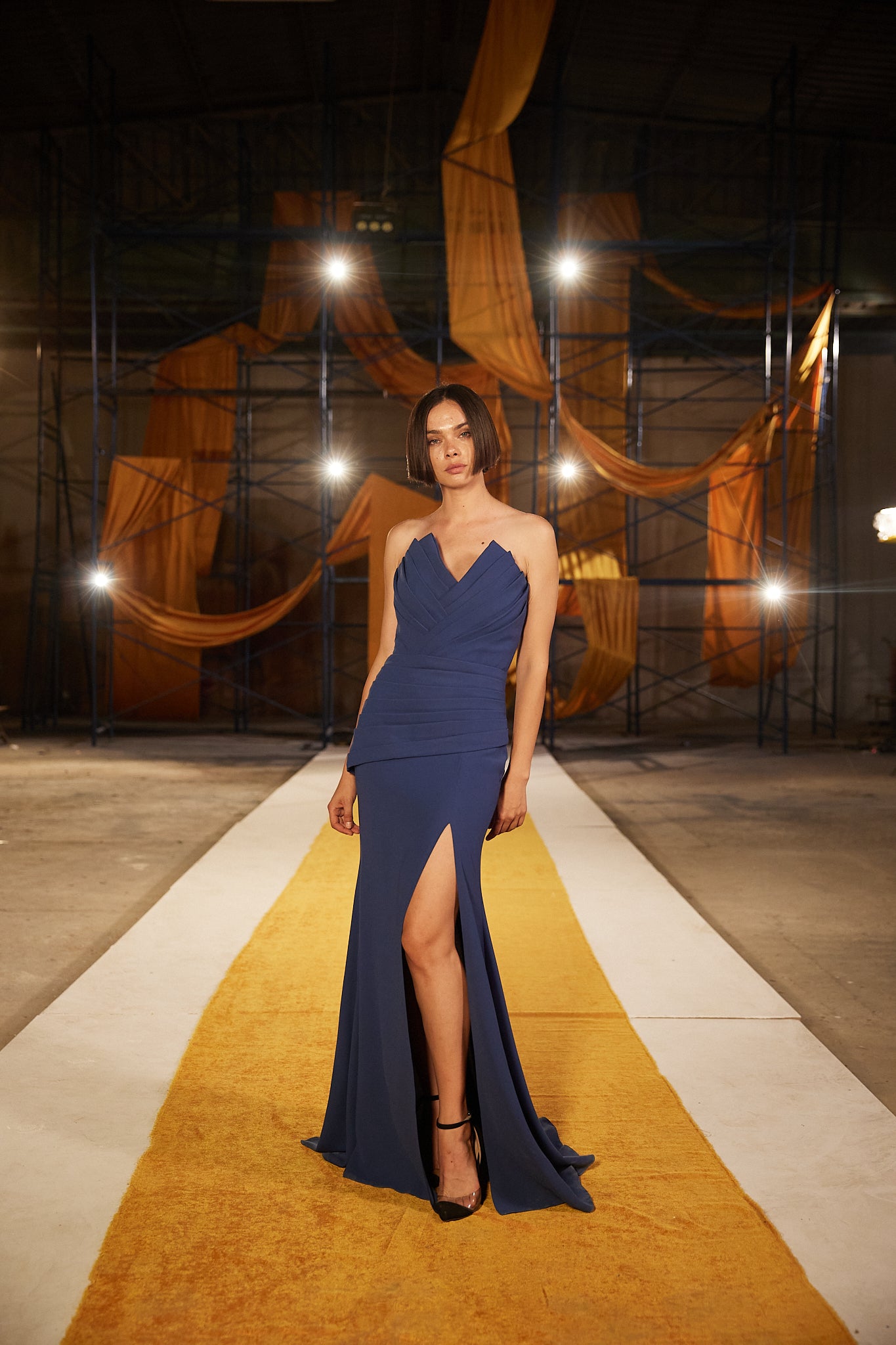 Runway Look 21 in Blue