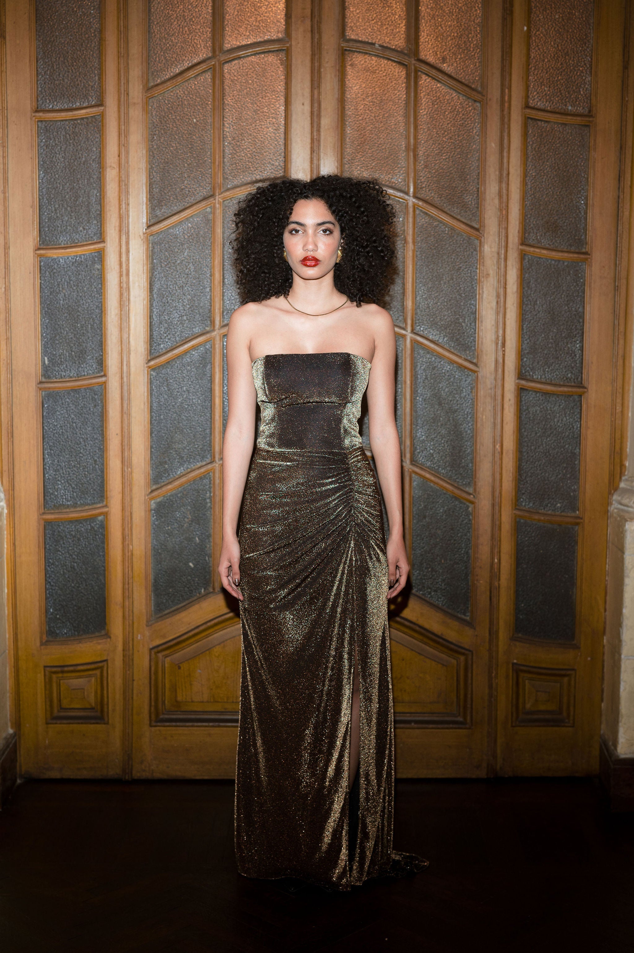 Dare to Slit in Gold