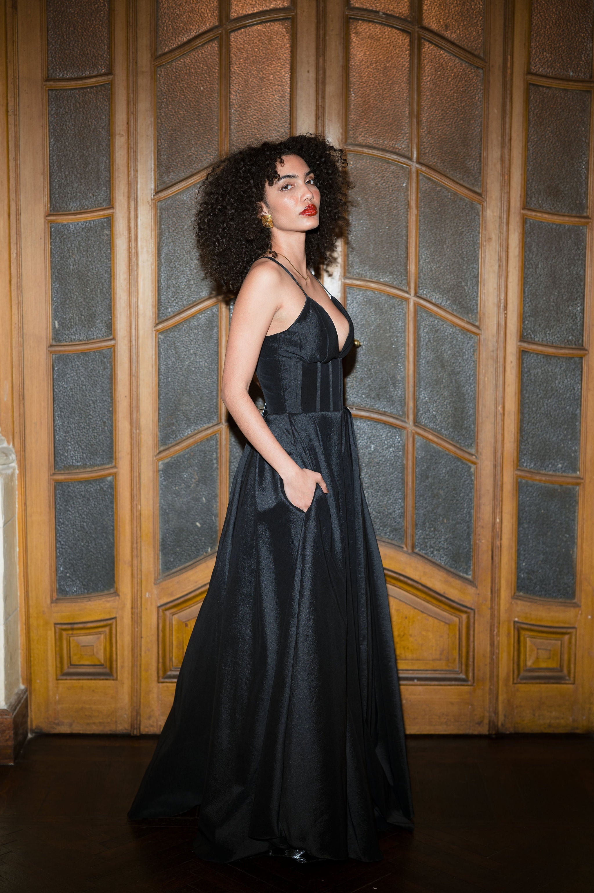 Princess with Pockets in Black