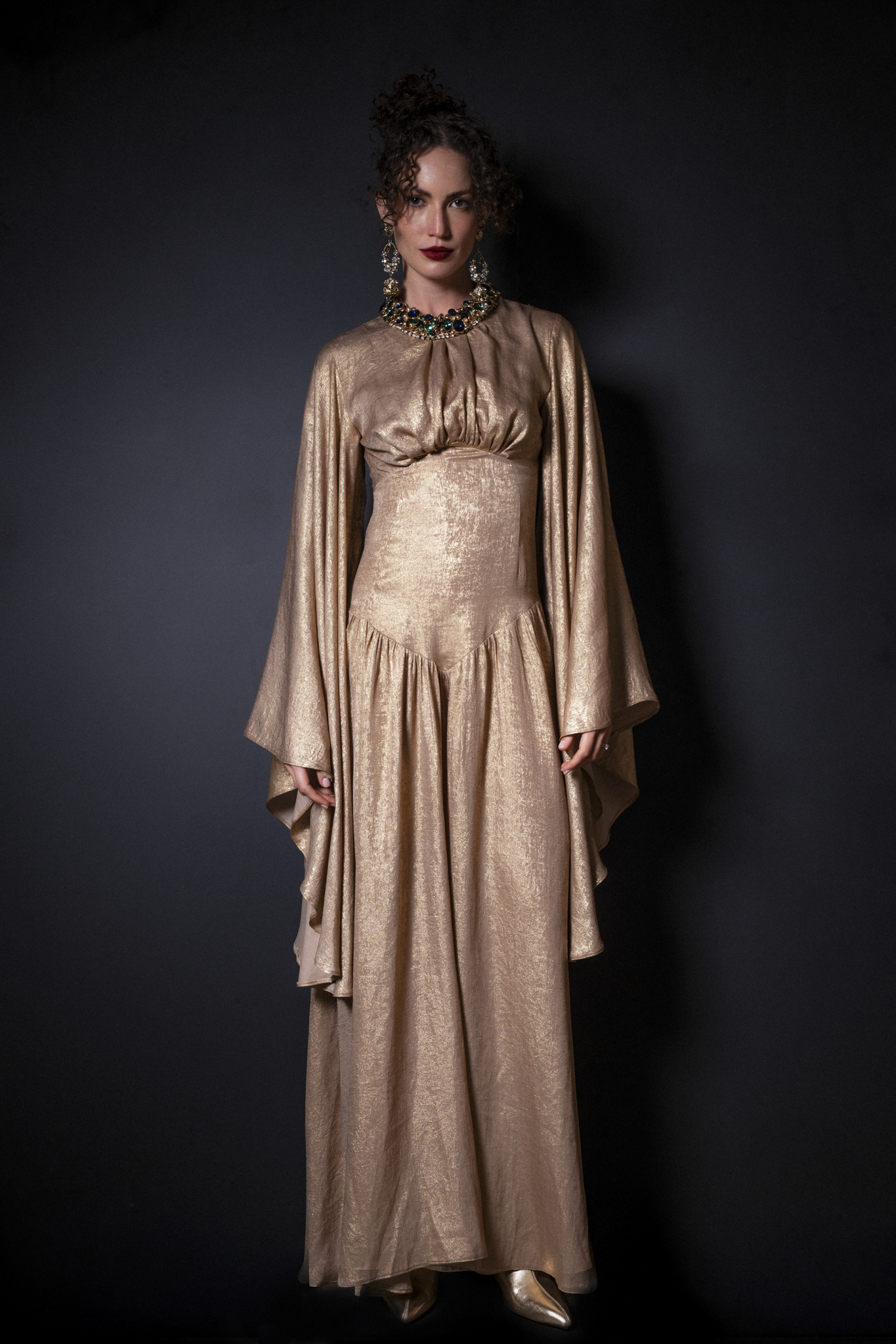 Royal Shimmers in Gold
