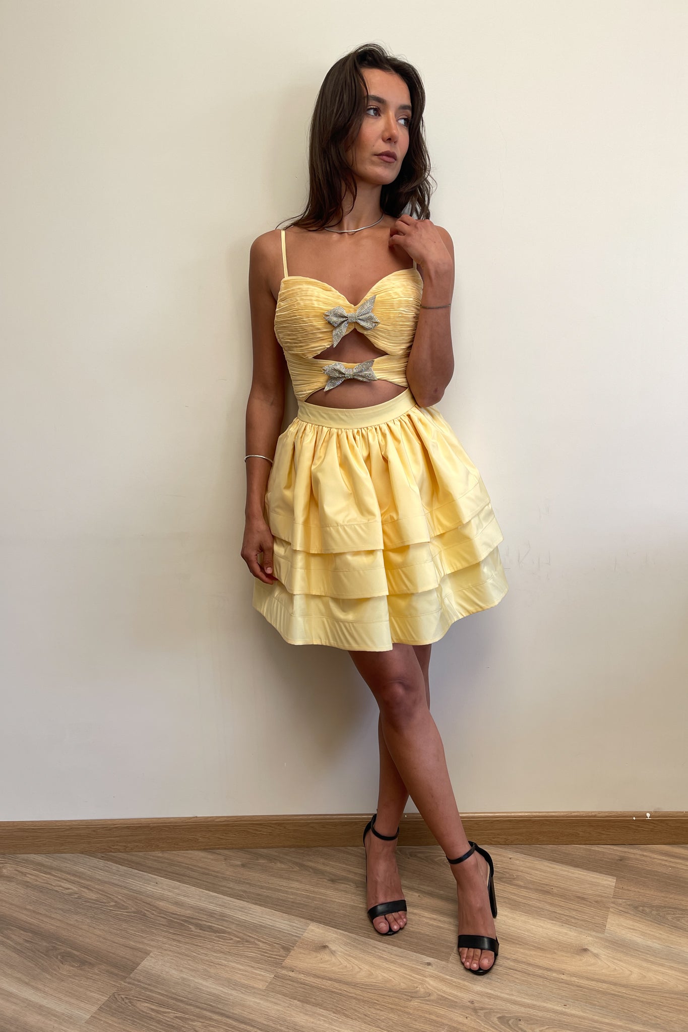 Puffy short dress in Yellow