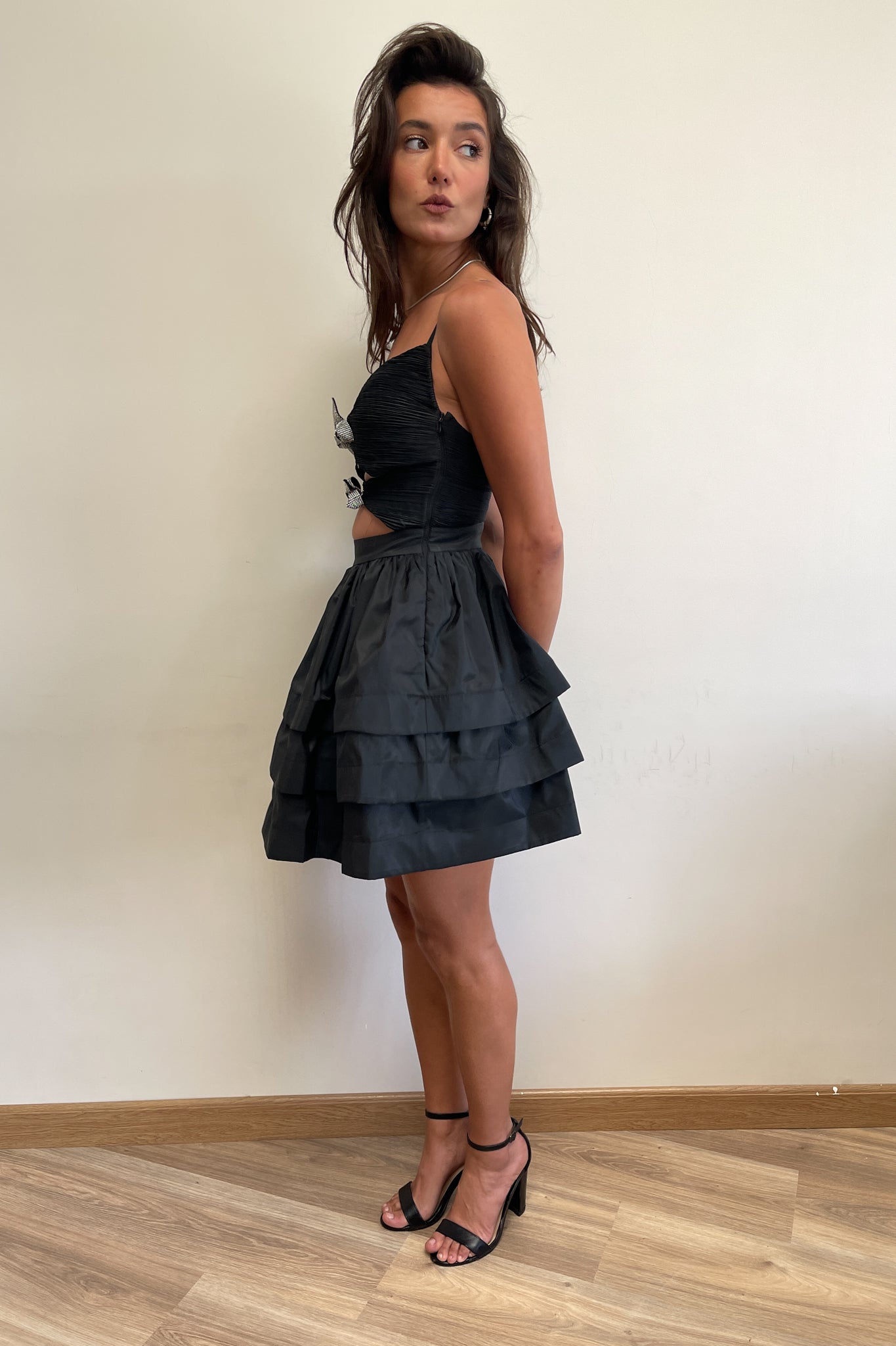 Puffy short dress in Black