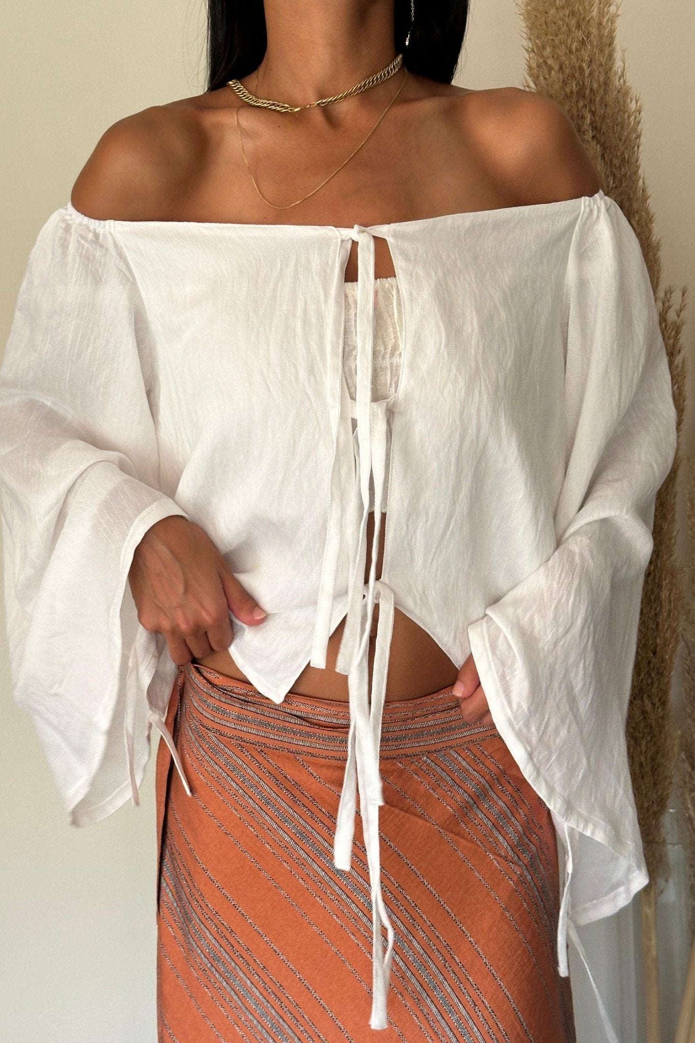 Twist & Wear in Orange x Black