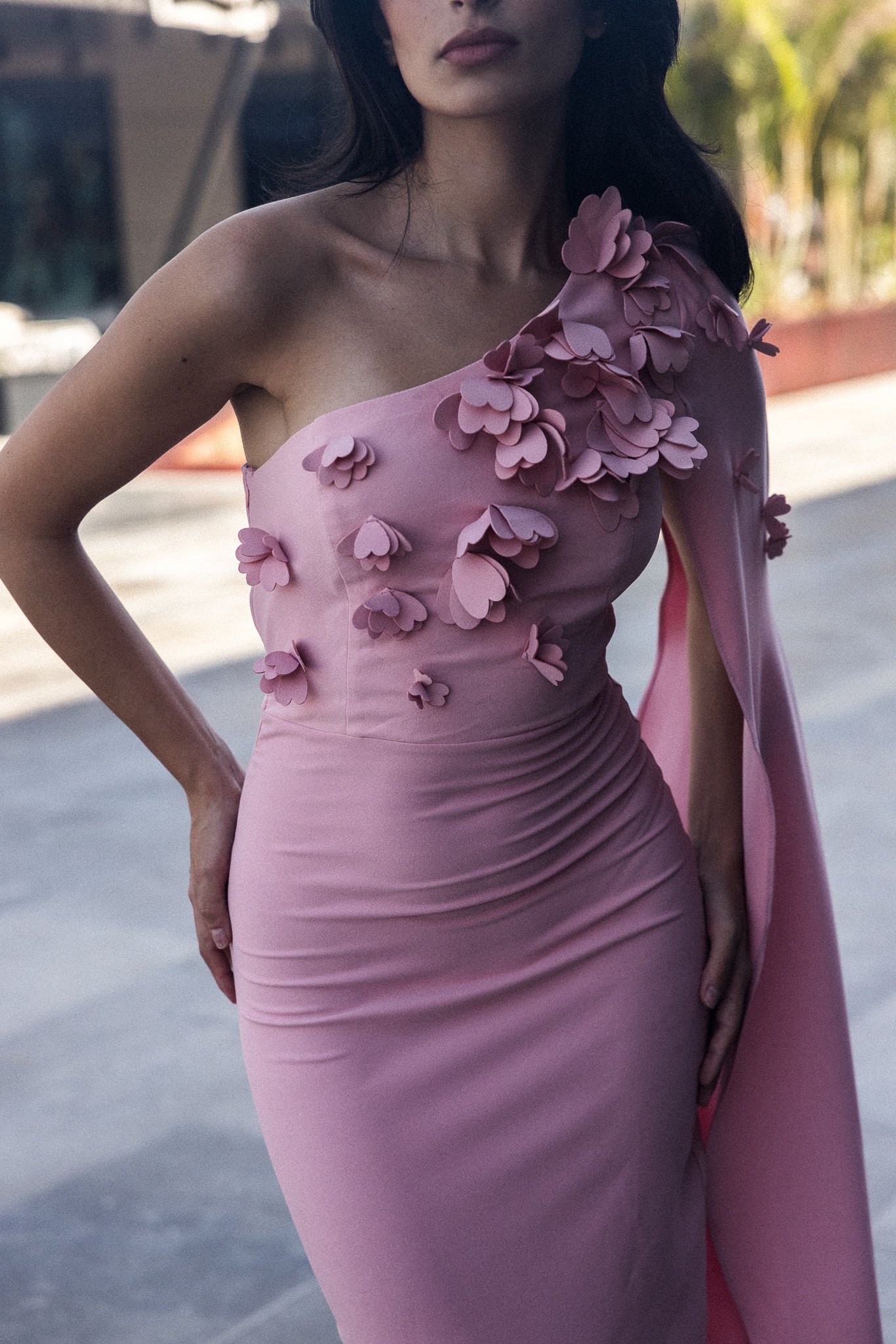 One Sleeve long dress with flowers in Pink