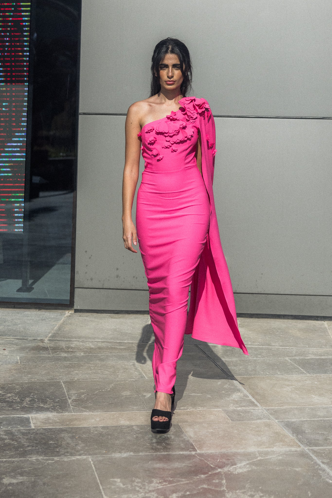 One Sleeve long dress with flowers in Fuchsia