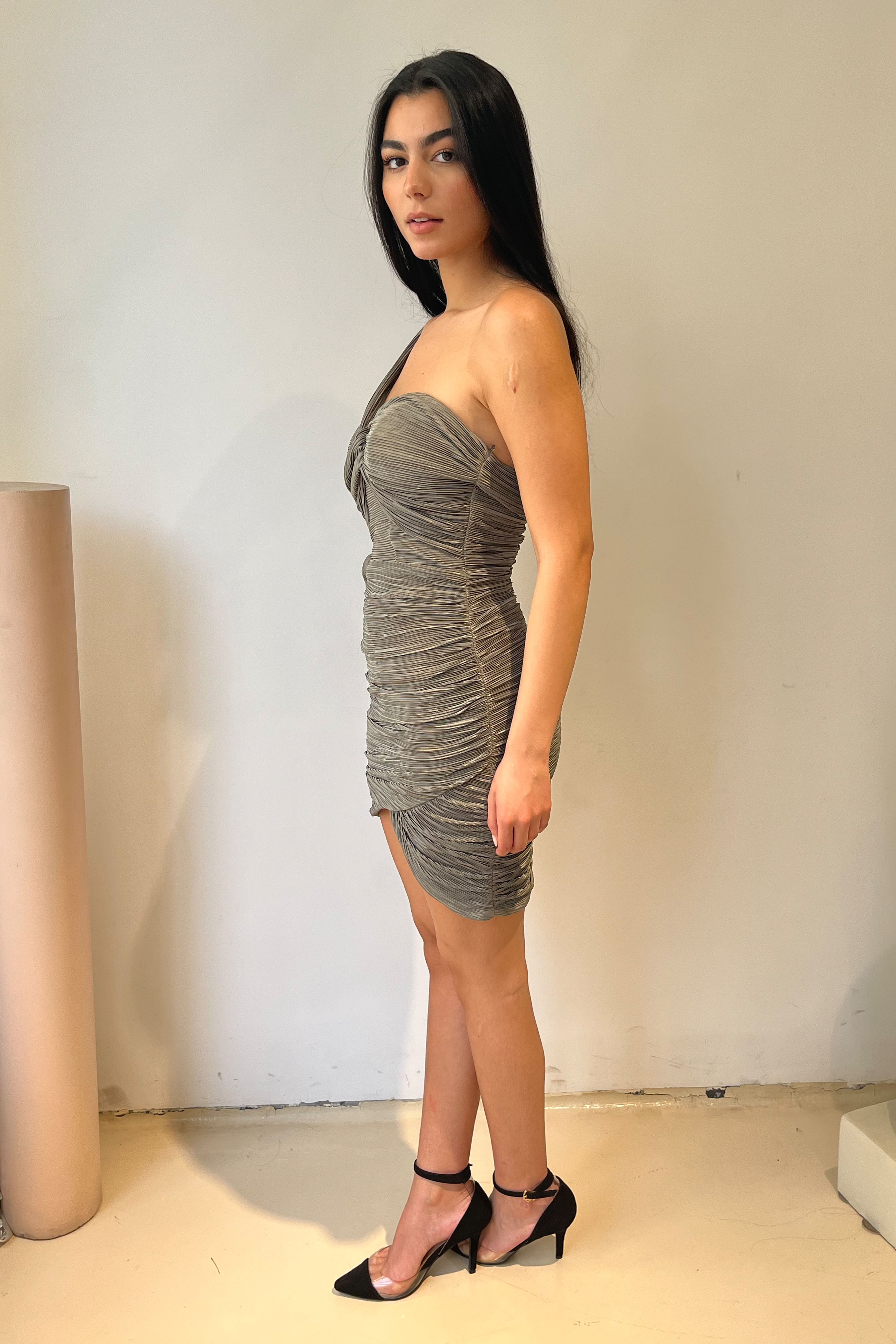 One shoulder shimmery short dress in Green