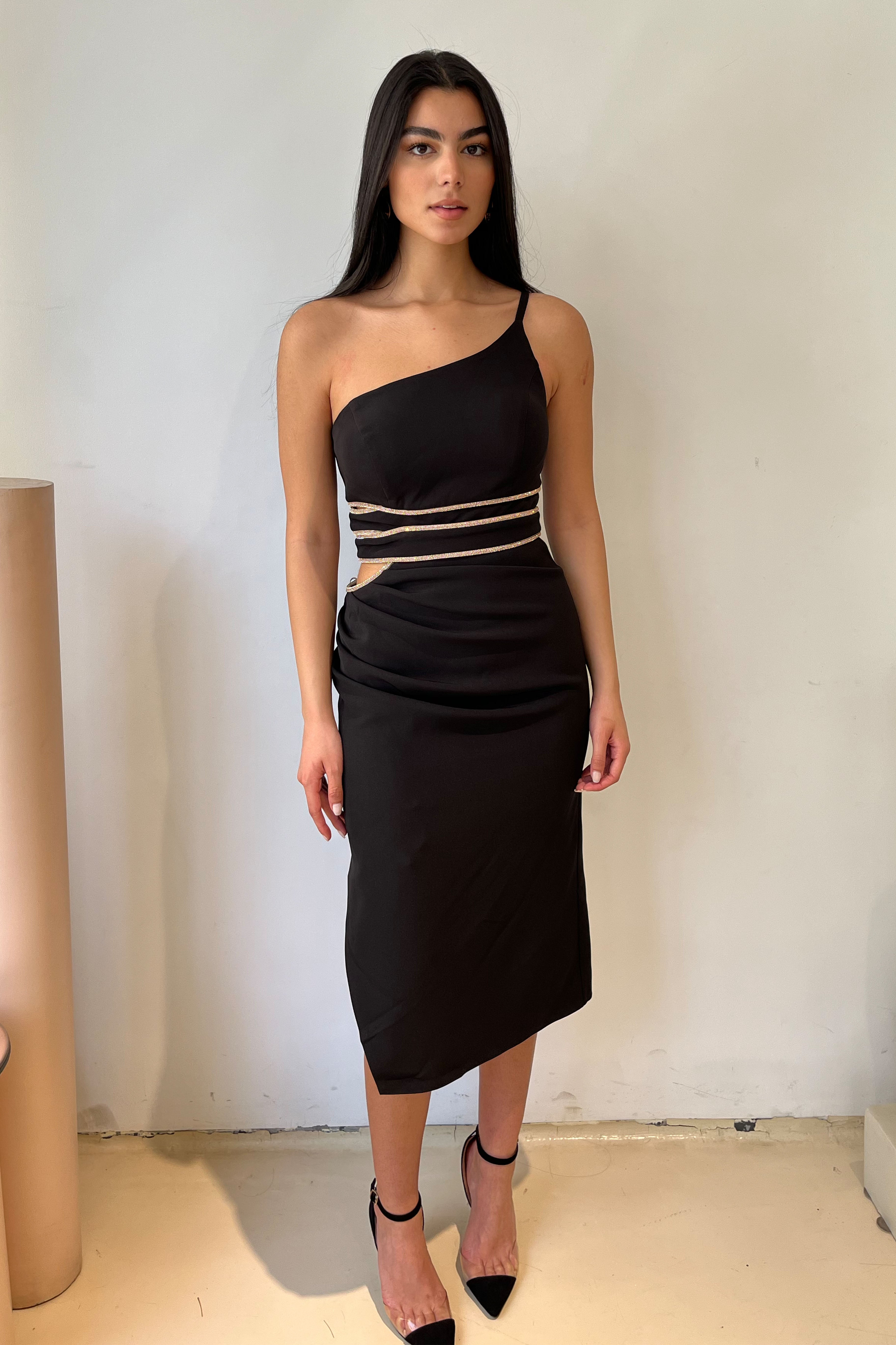 One shoulder short dress with belt in Black