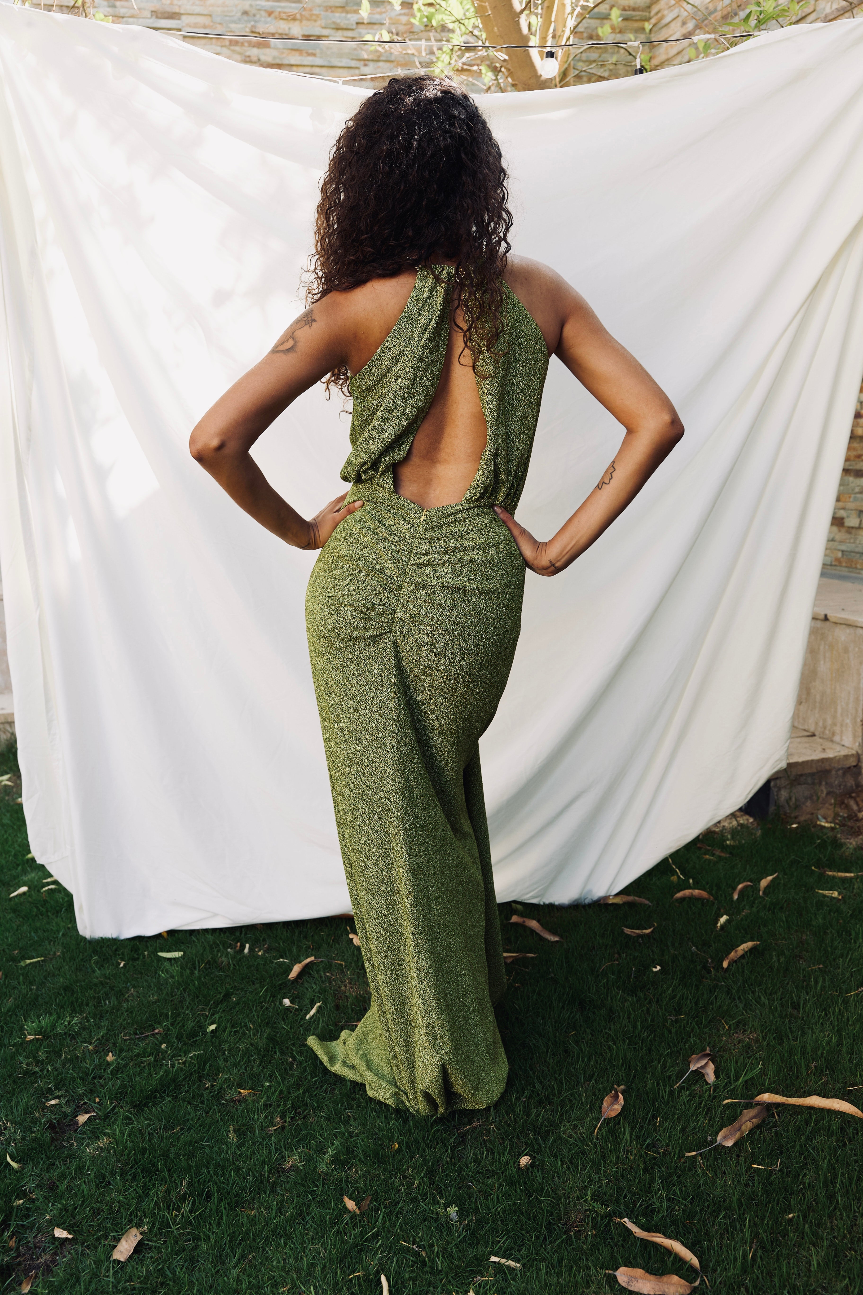 SHIMMERY HALTER NECK DRESS WITH CHAINS IN GREEN