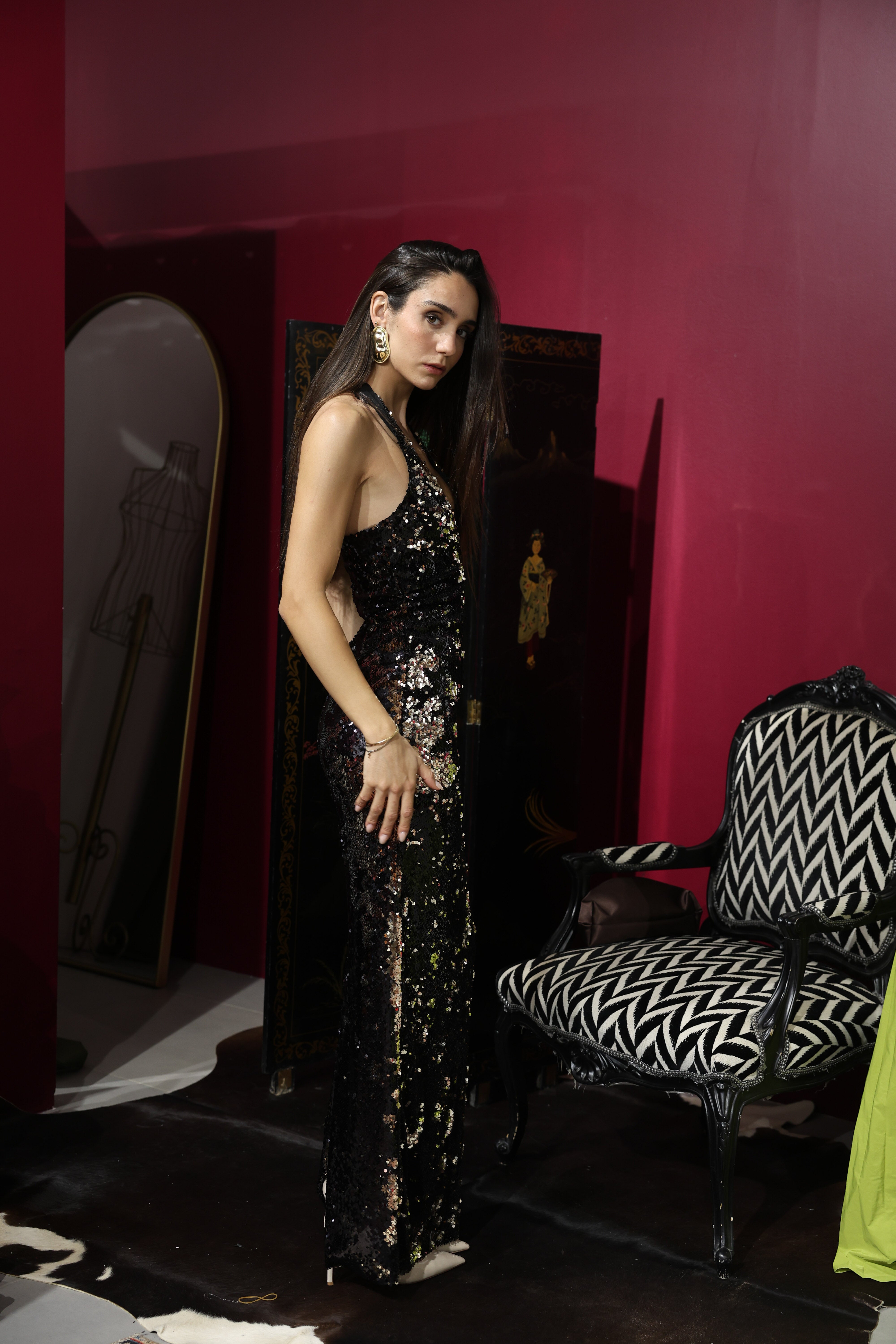 halter neck long dress in black x gold