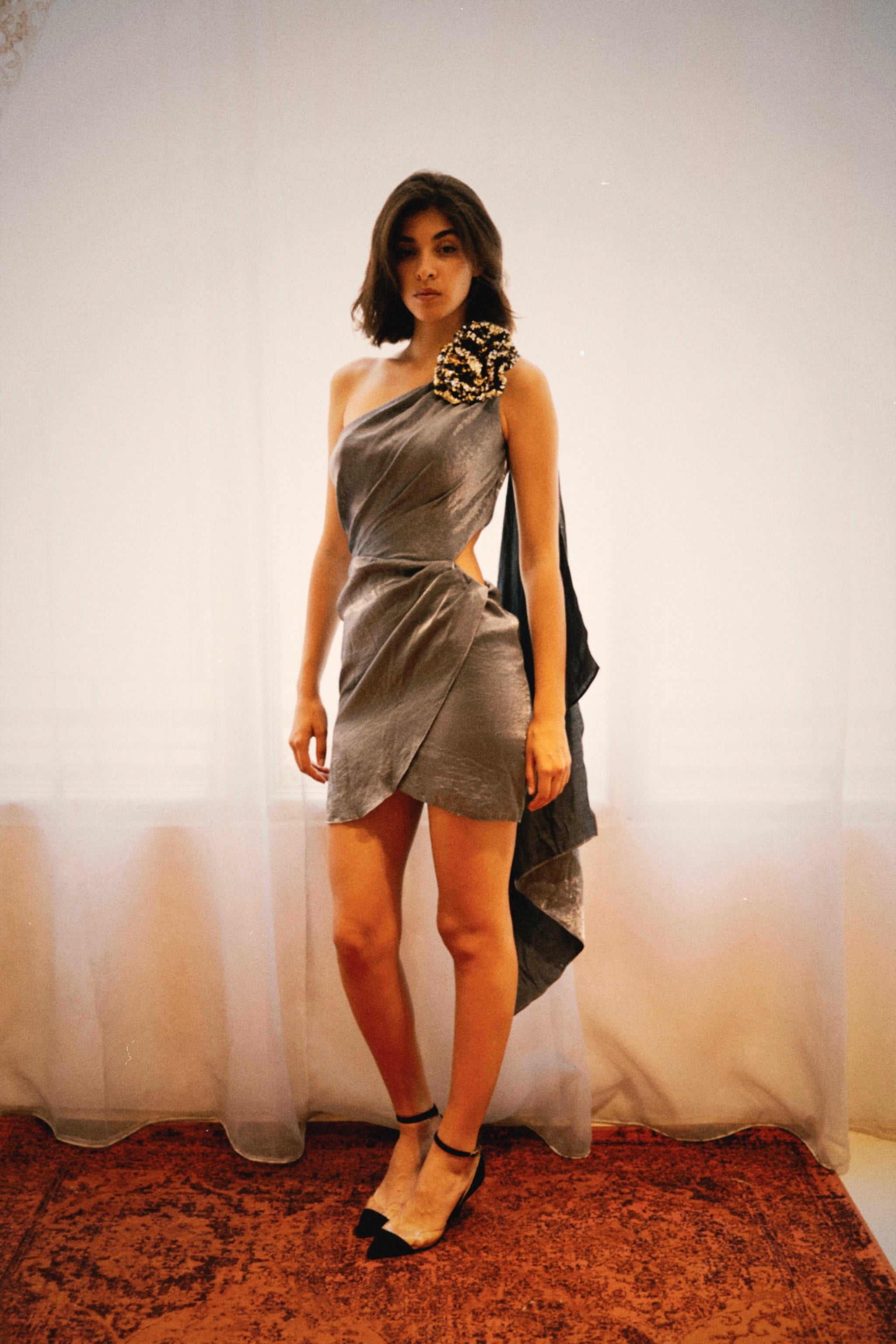 One shoulder Short Dress with detachable flower in Silverish Gray