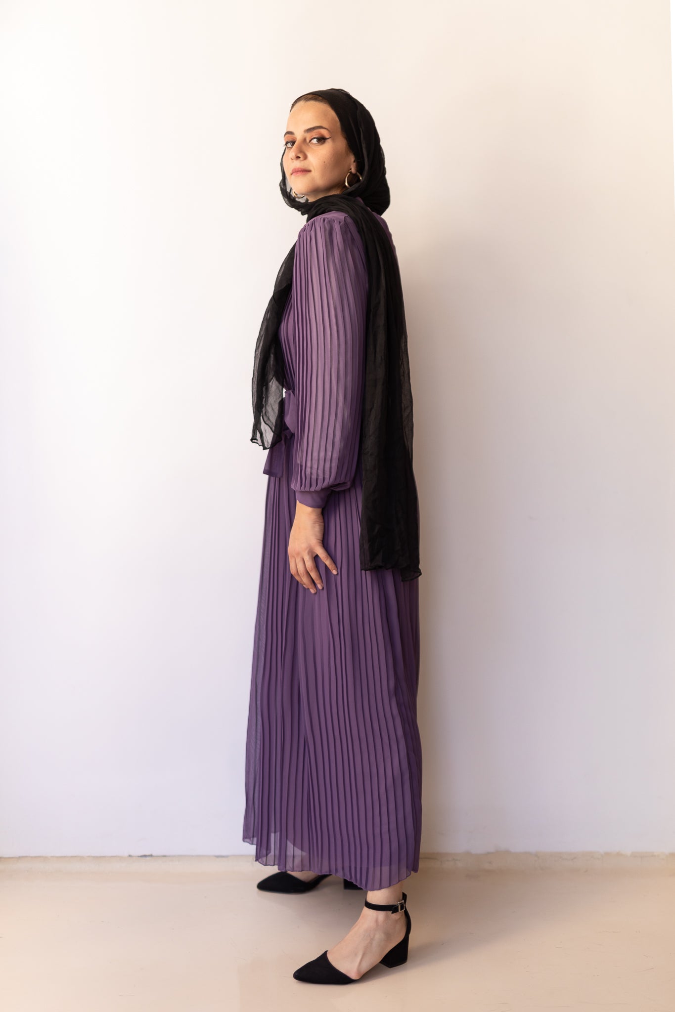 Chiffon Dress with belt in Purple