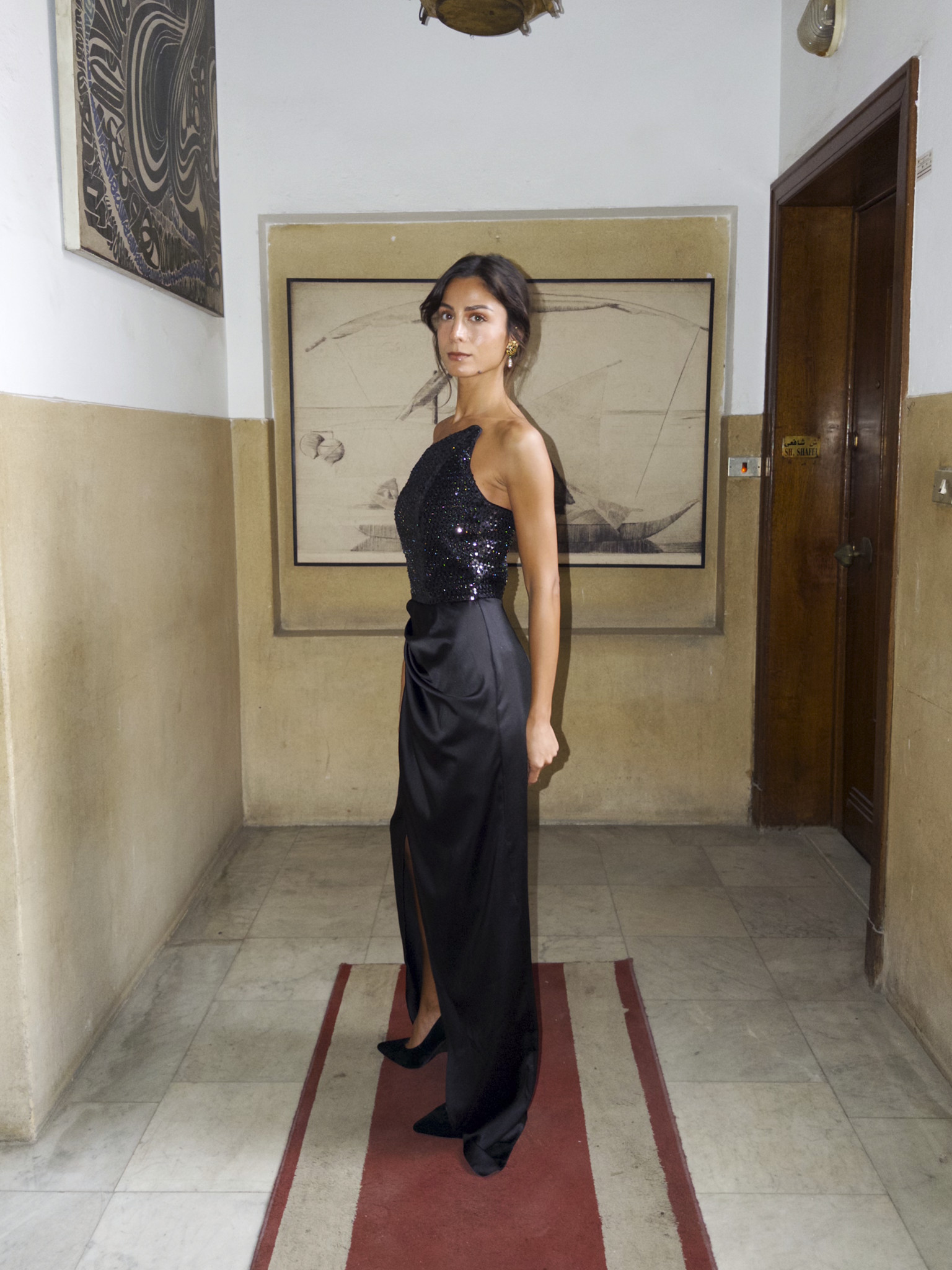 Sleeveless Sequin & Satin Dress in black