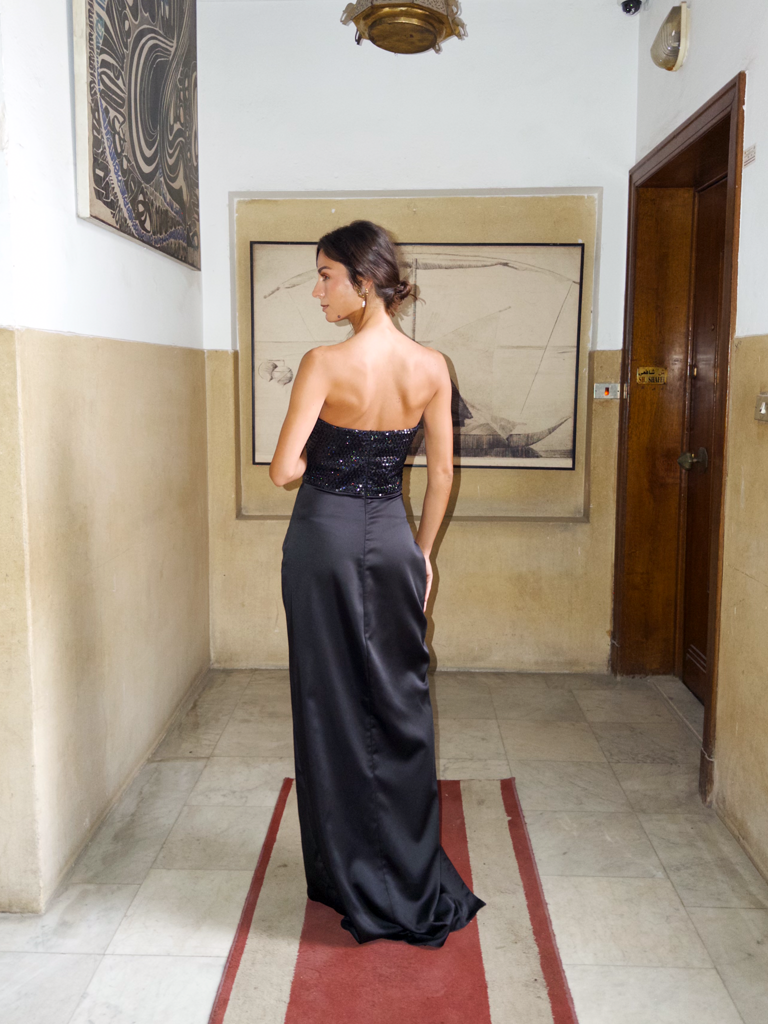 Sleeveless Sequin & Satin Dress in black