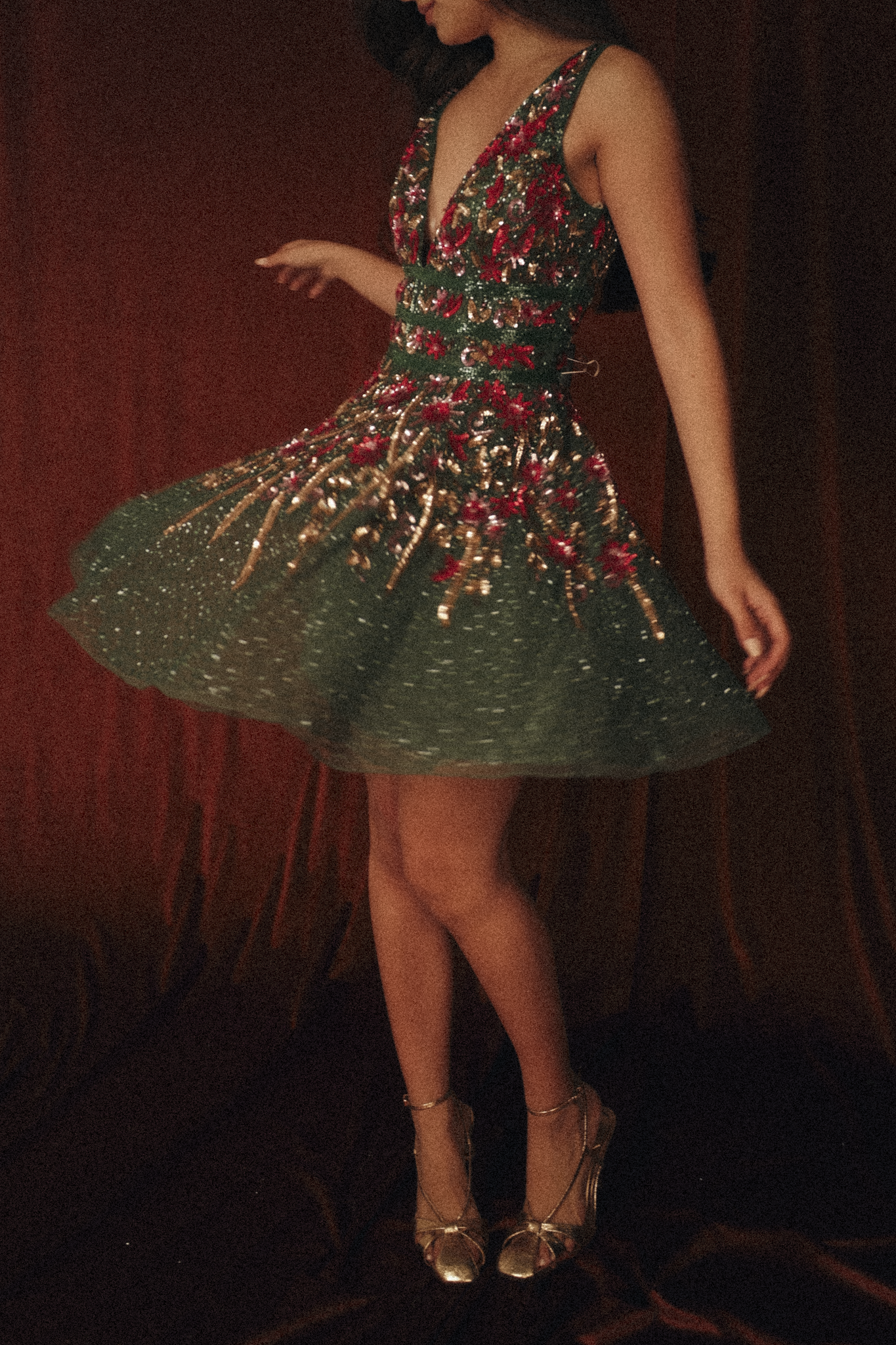 Short beaded Garden Dress in Green