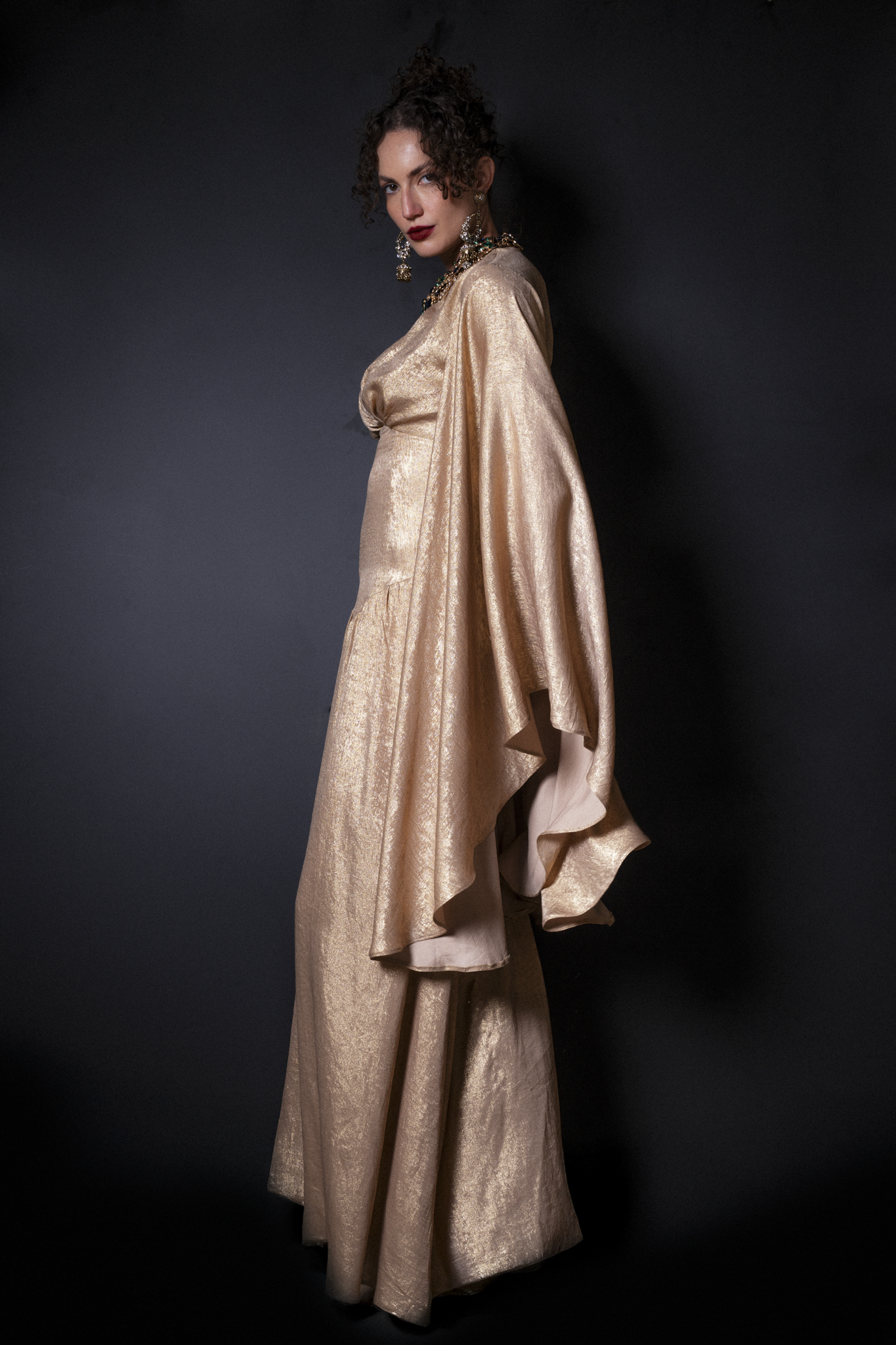 Royal Shimmers in Gold