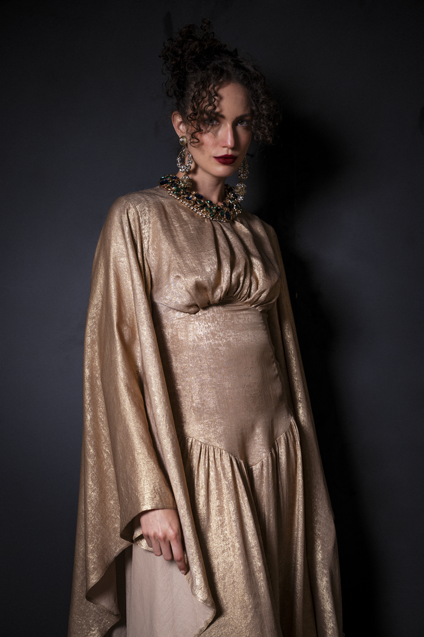 Royal Shimmers in Gold