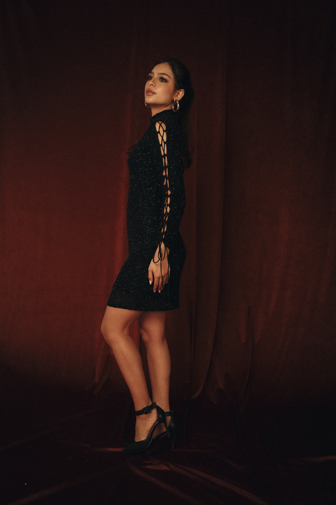 Short beaded dress with long sleeves in black