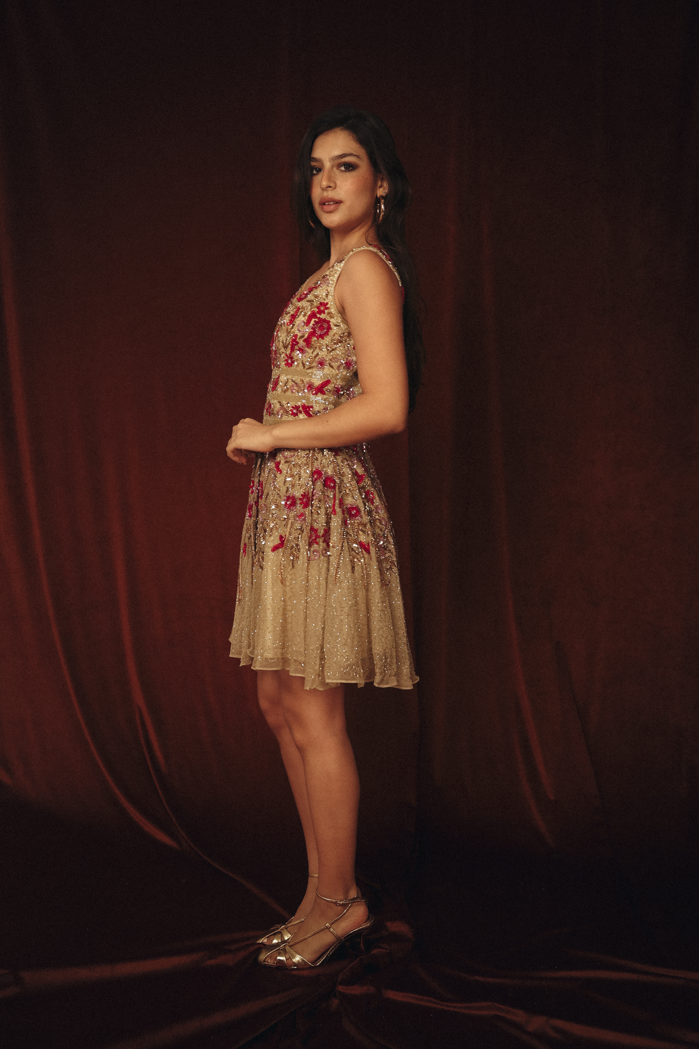 Short beaded Garden Dress in beige gold