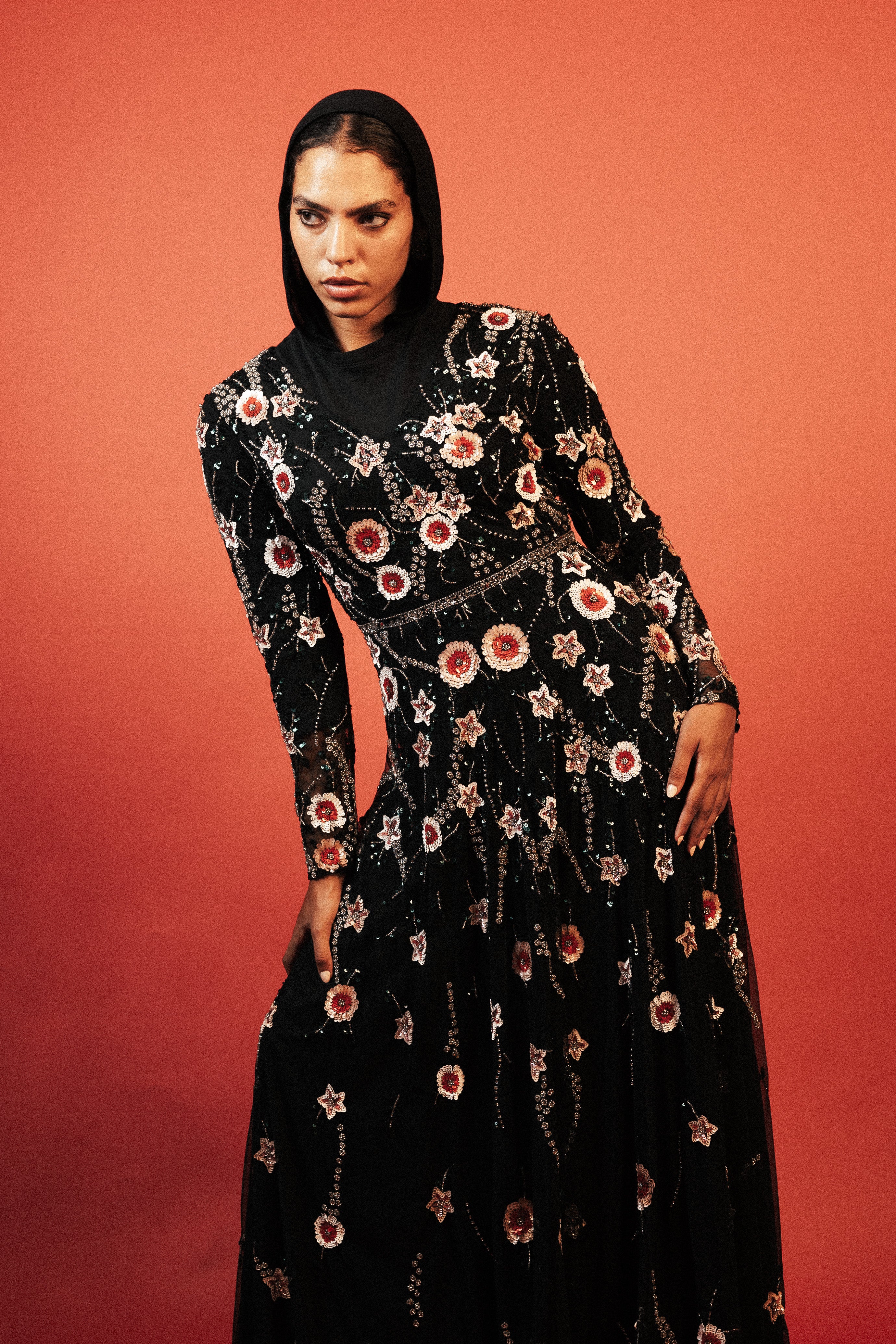 BEADED MODEST GARDEN LONG SLEEVE IN BLACK
