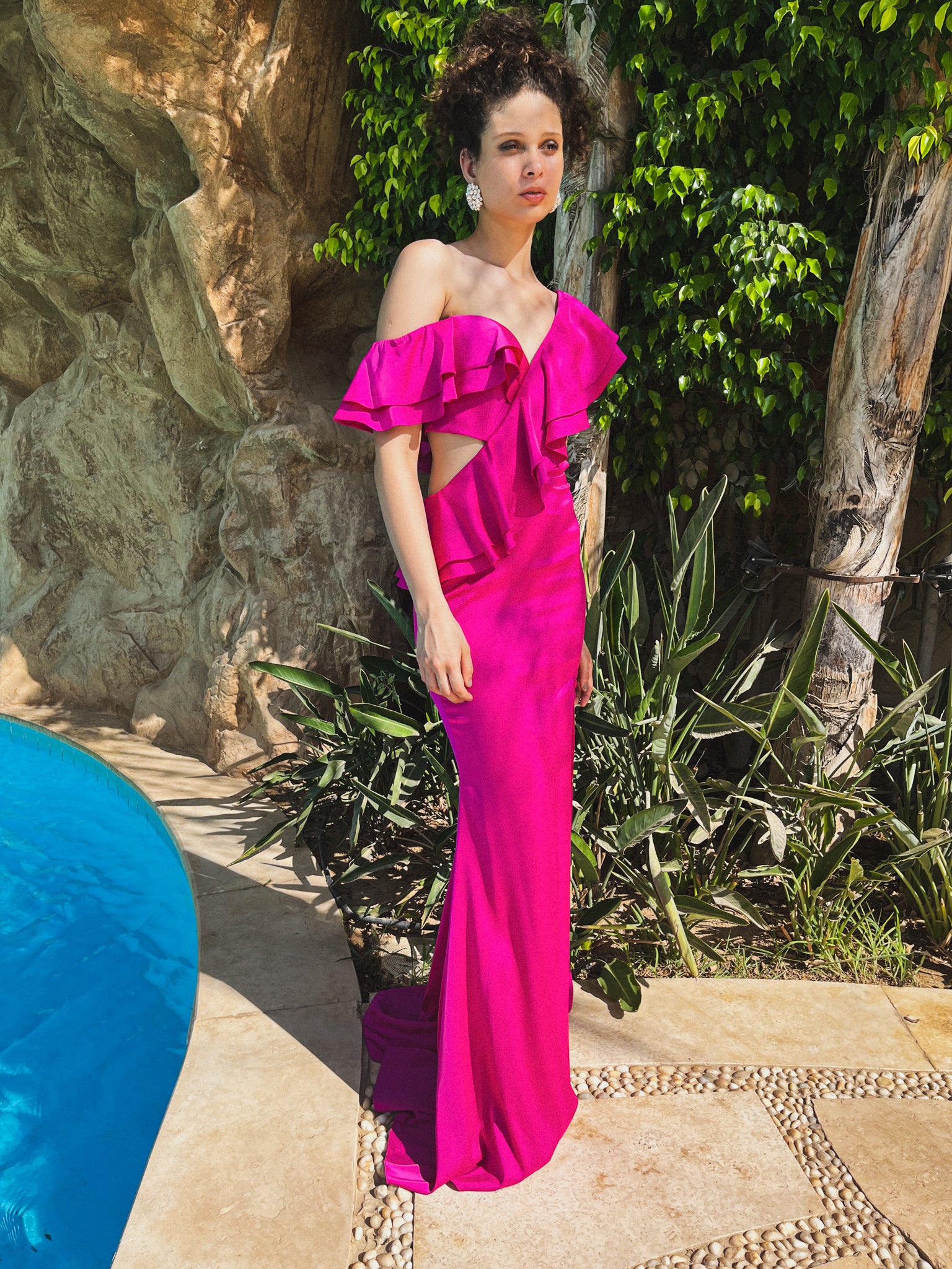 Runway Look 53 in Fuchsia