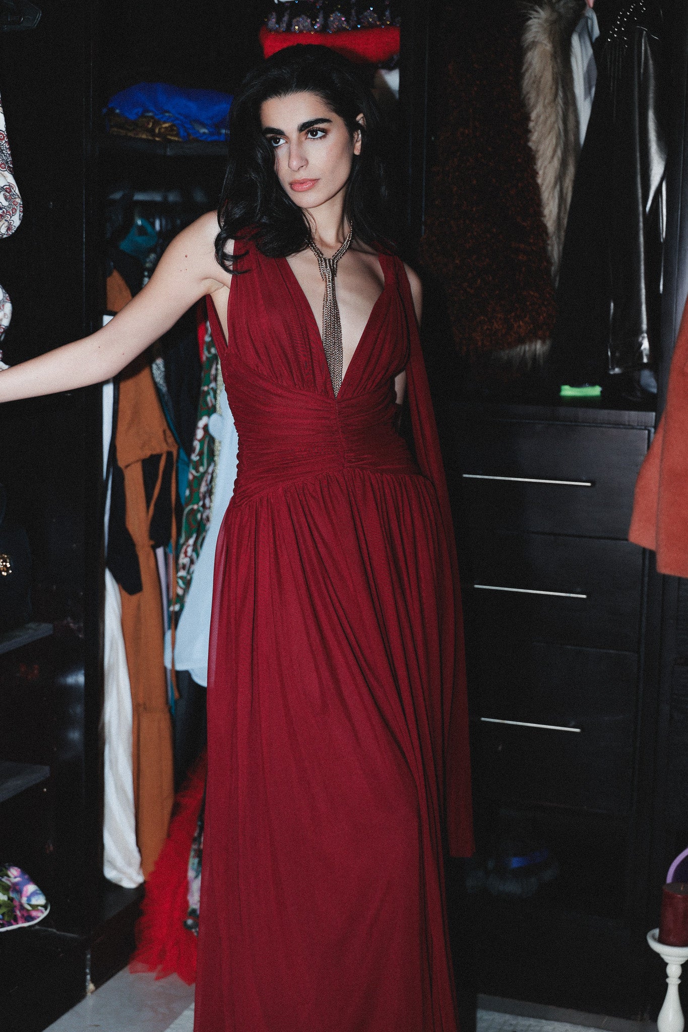 Backless tulle long dress in burgundy