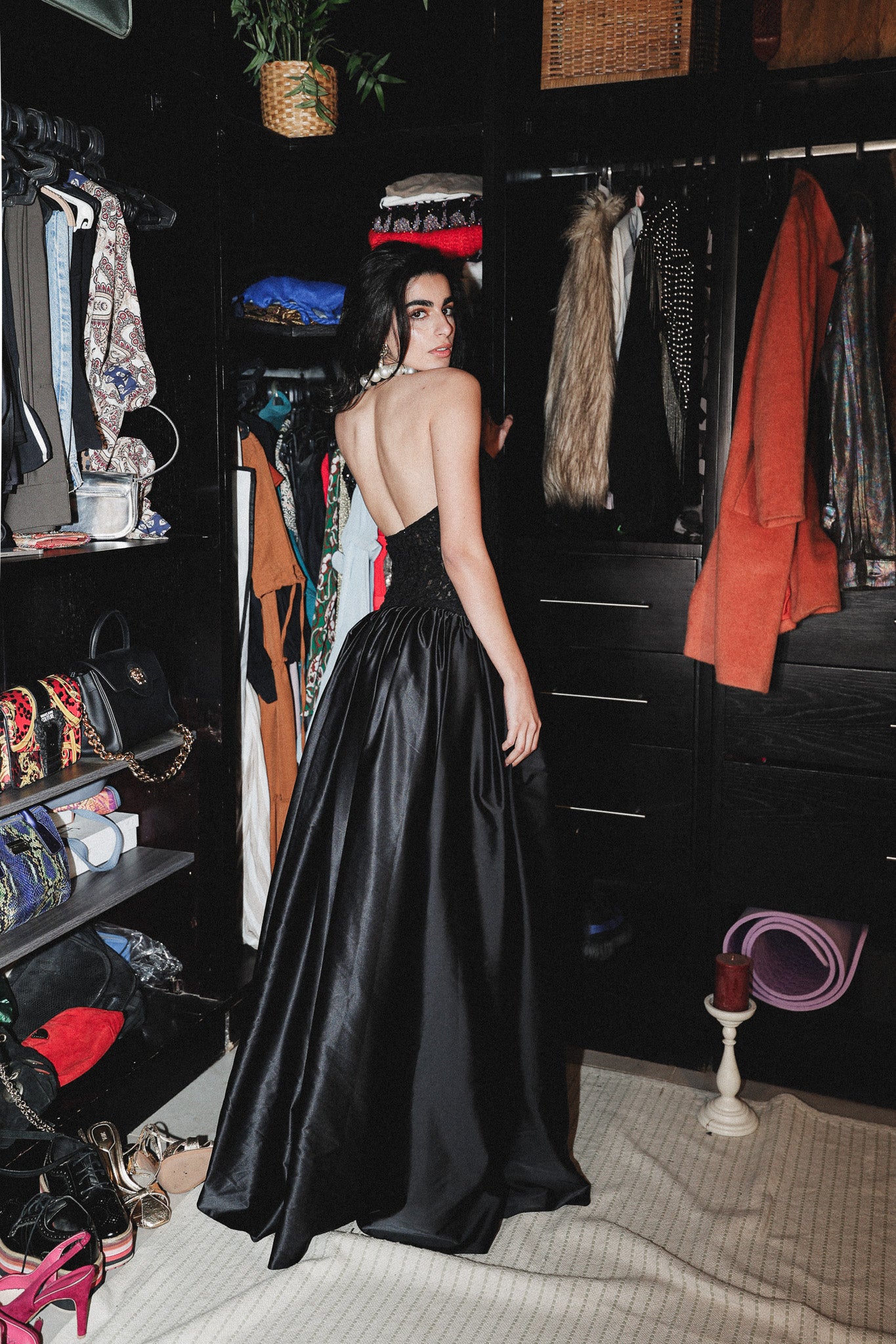 Halter neck long dress in black