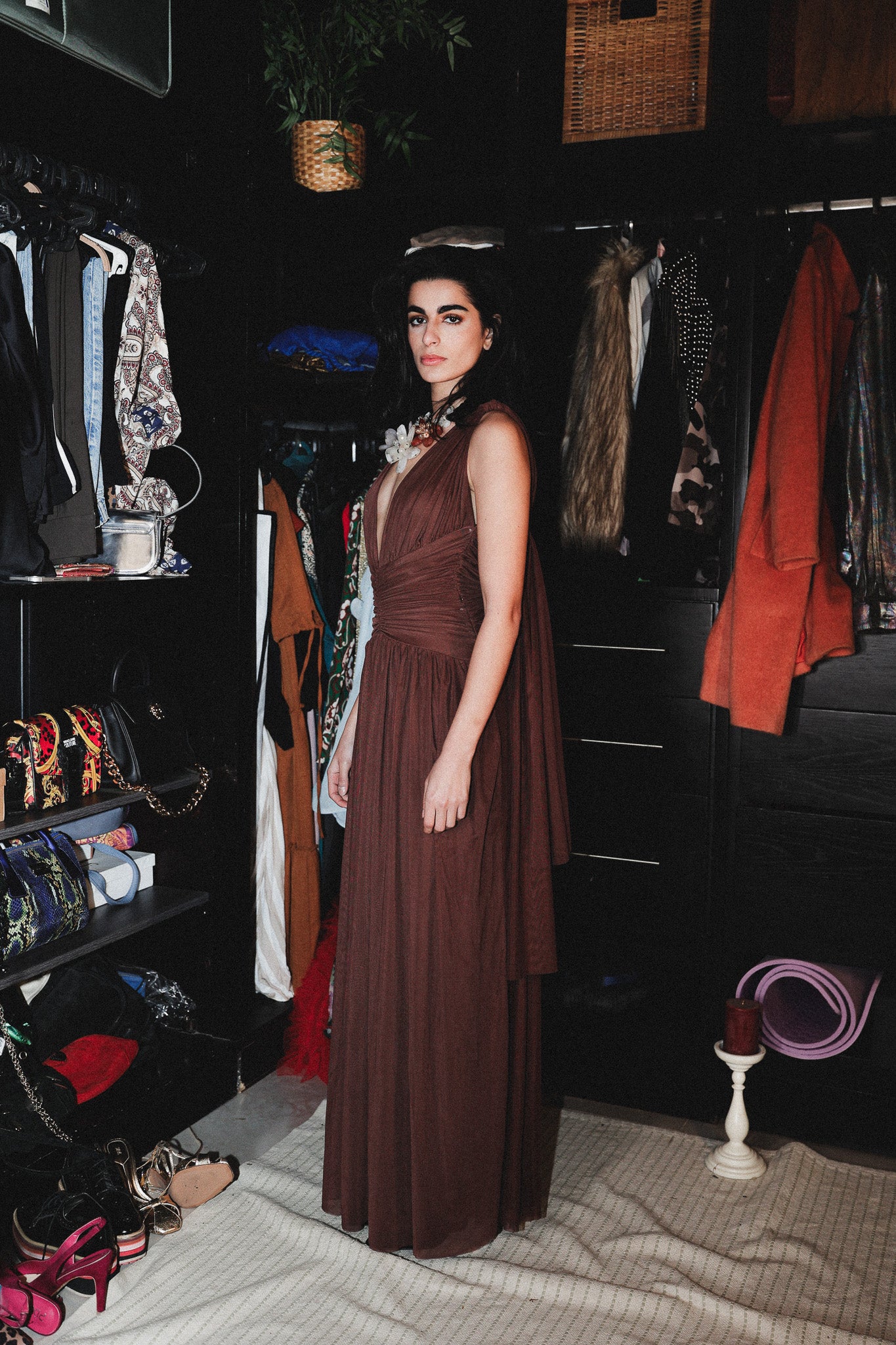 Backless tulle long dress in brown