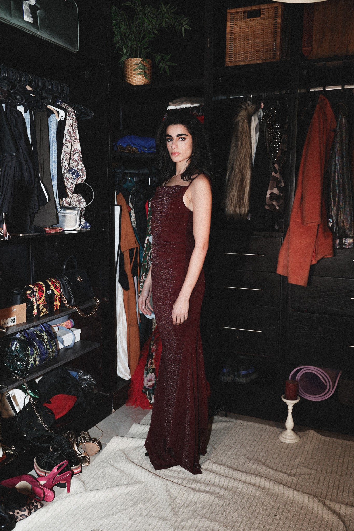 Strappy  long dress in burgundy