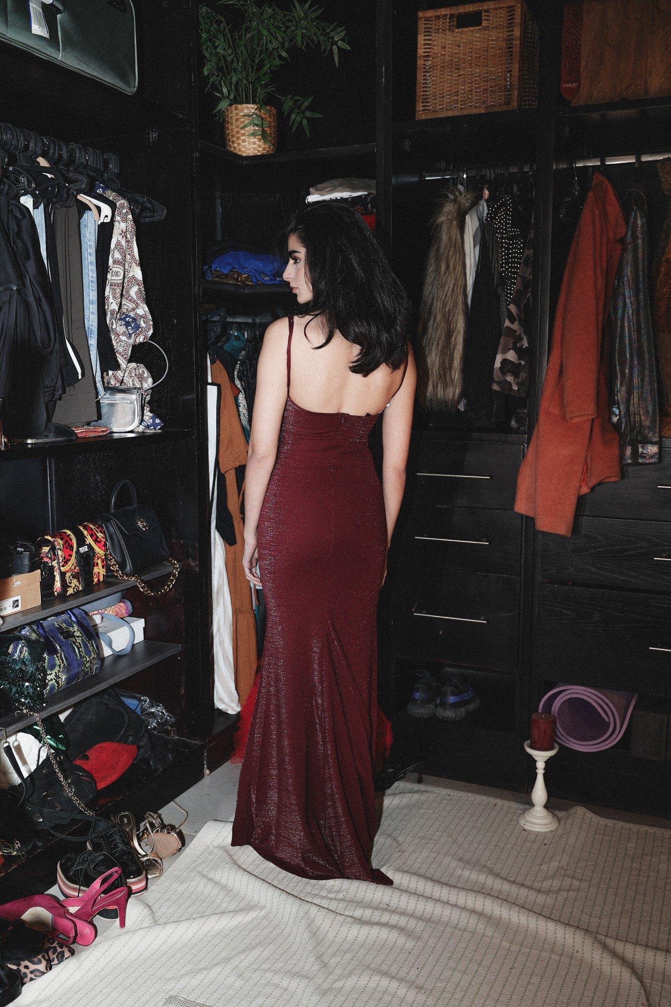 Strappy  long dress in burgundy