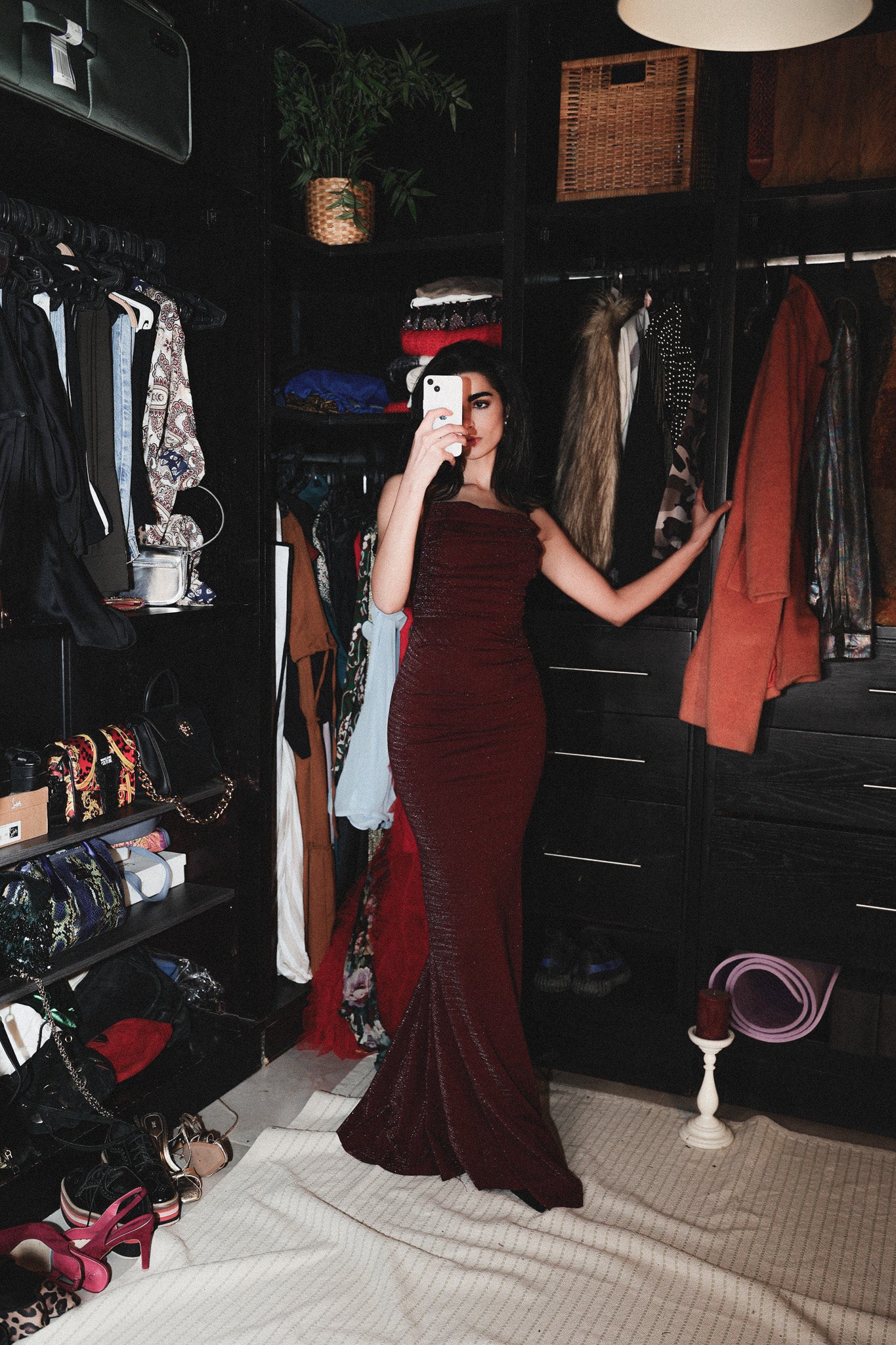 Strappy  long dress in burgundy