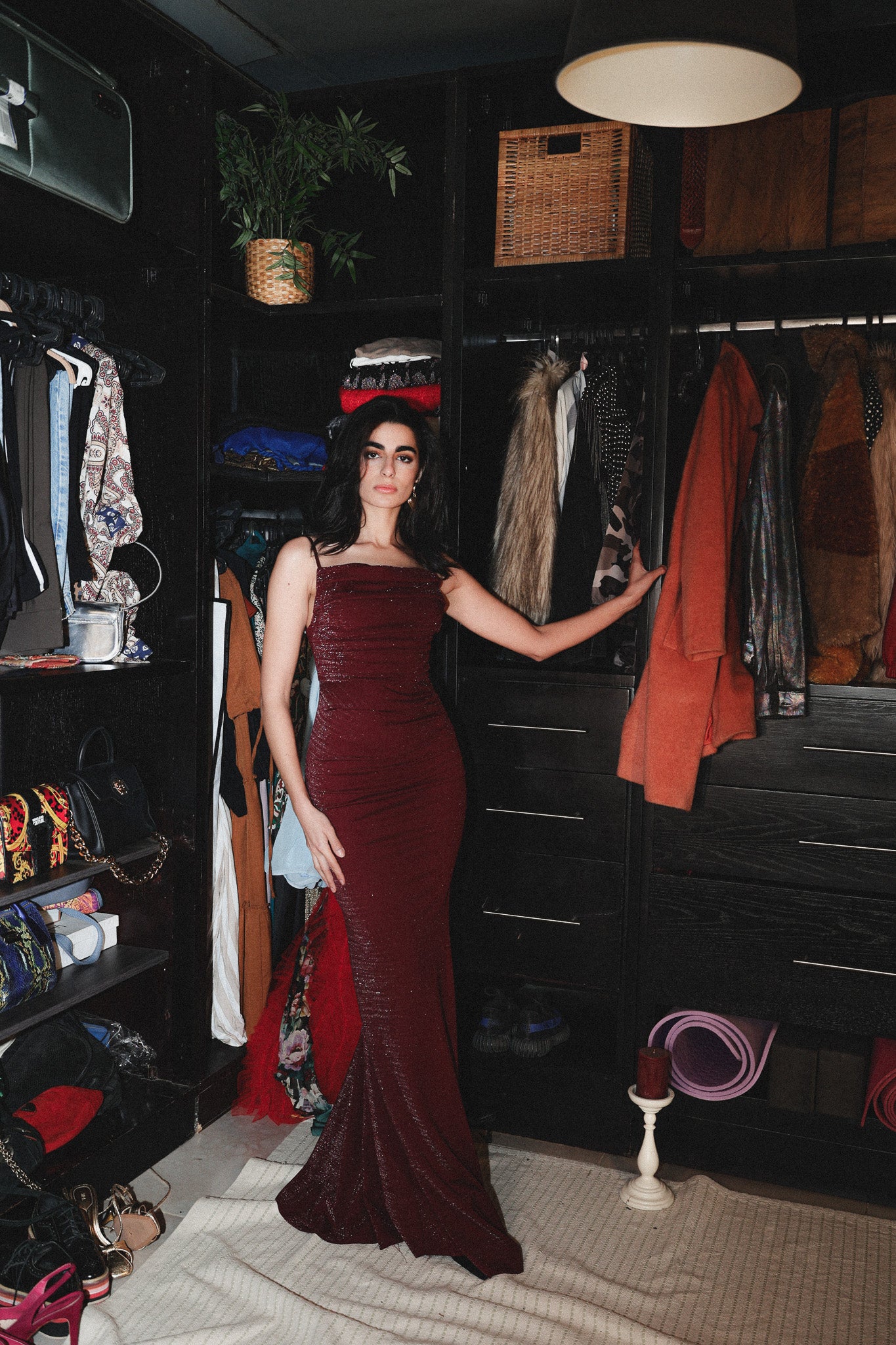 Strappy  long dress in burgundy