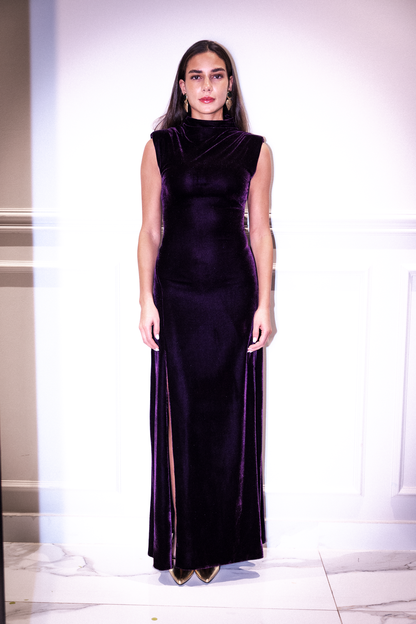 The Velvet IT dress in deep purple