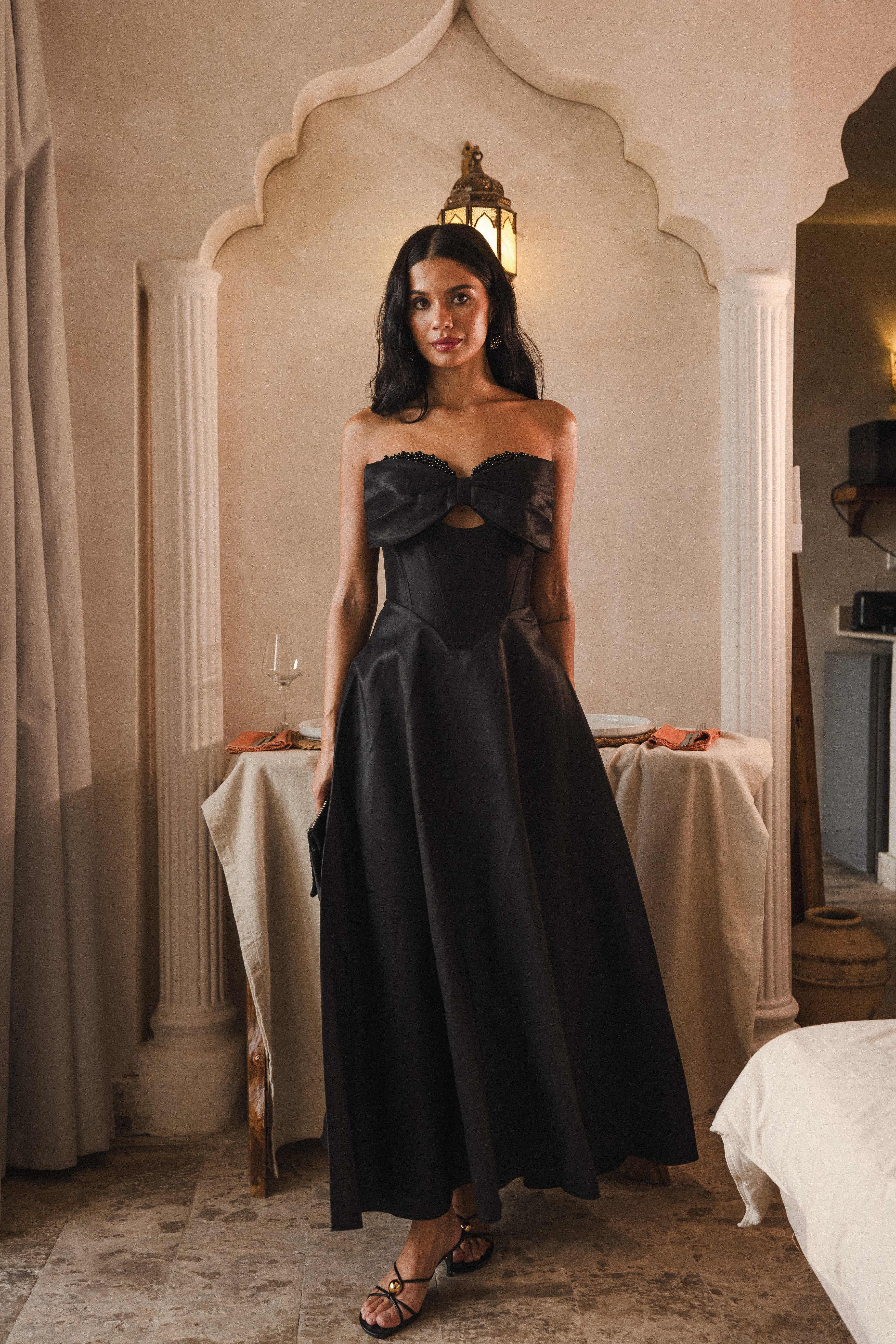 Sleeveless Midi Dress With Bow In Black