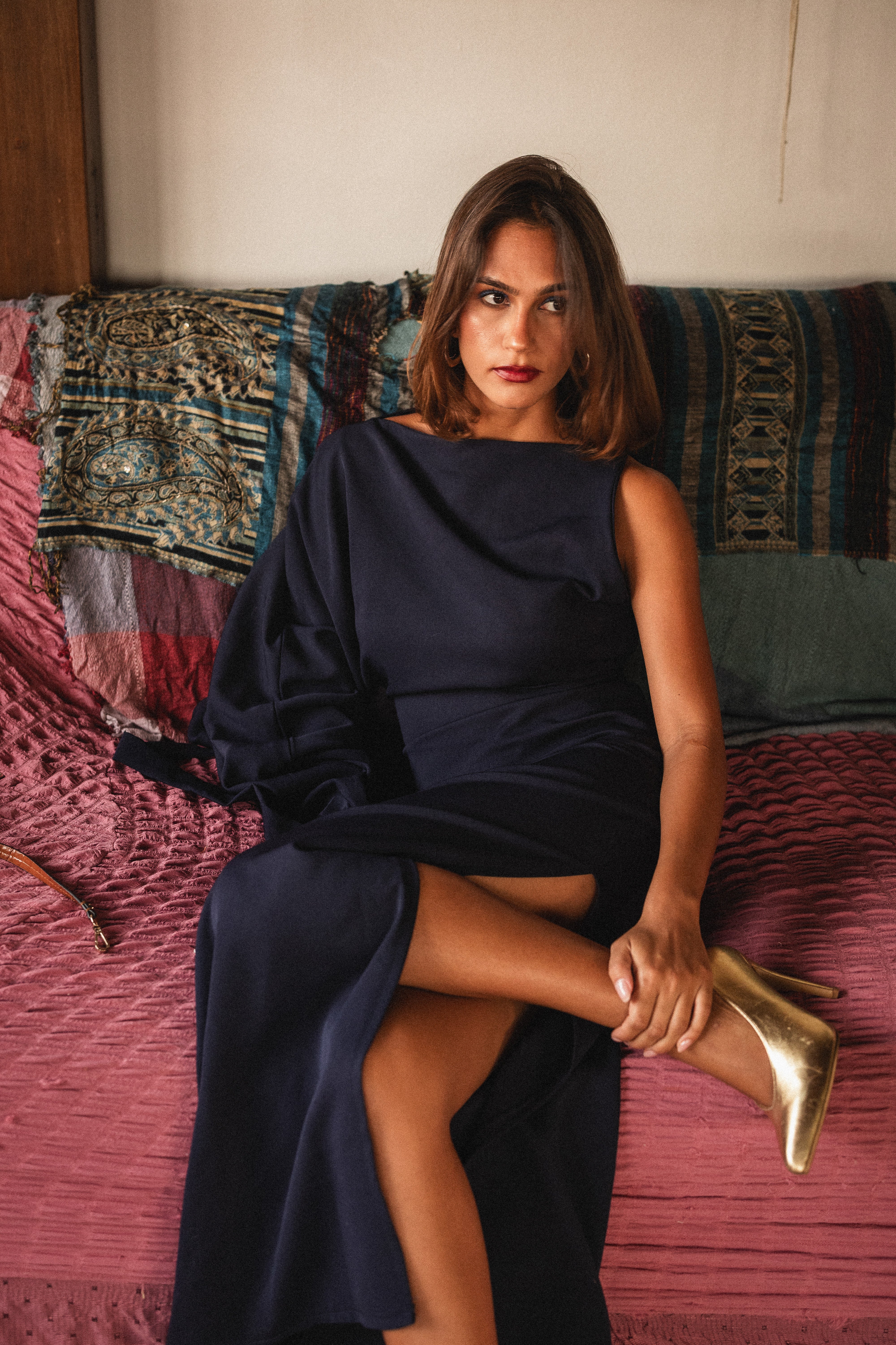 Look 4: one sleeve dress in blue