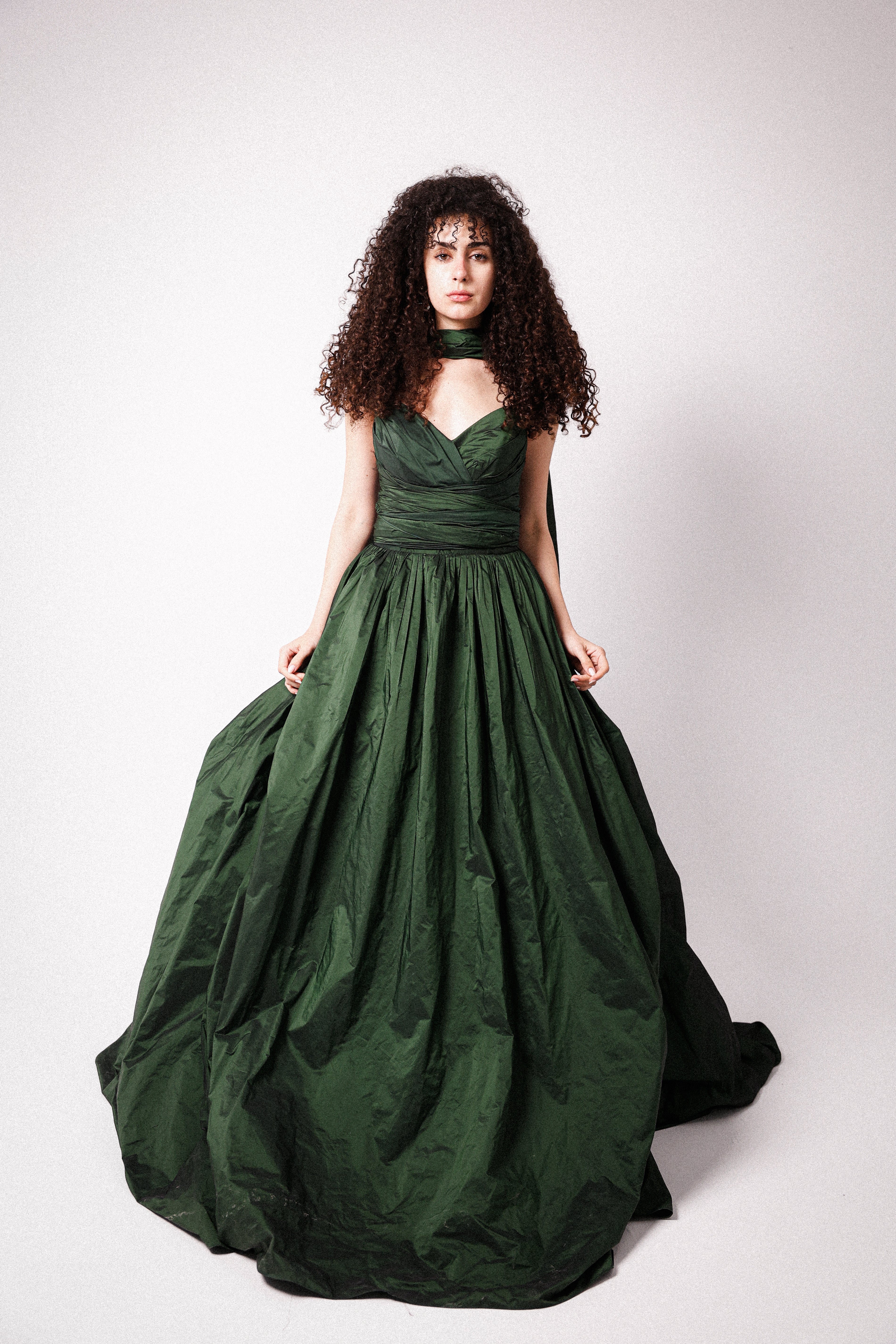 Puffy dress in dark green