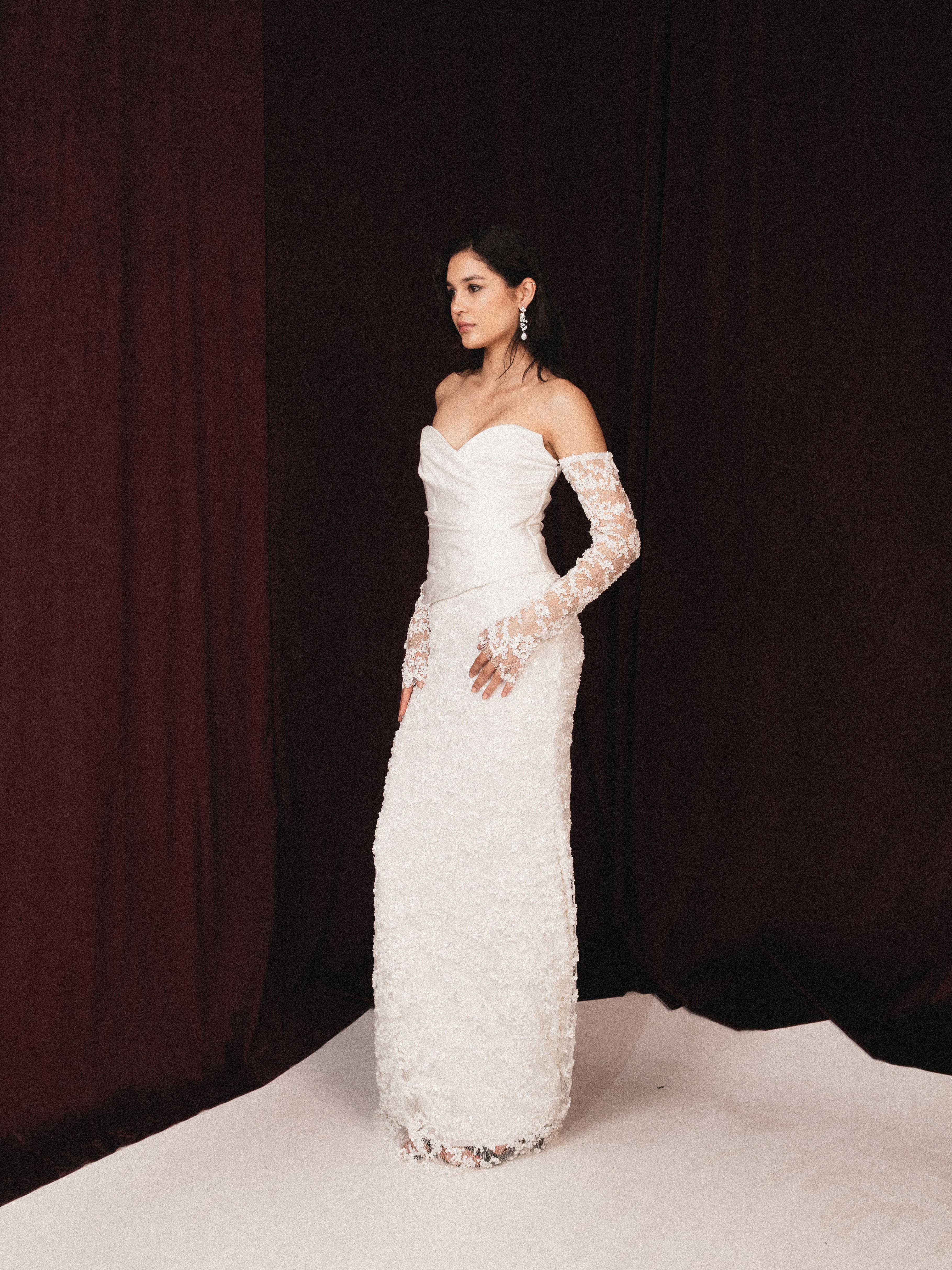 Strapless dress with draped corset in white
