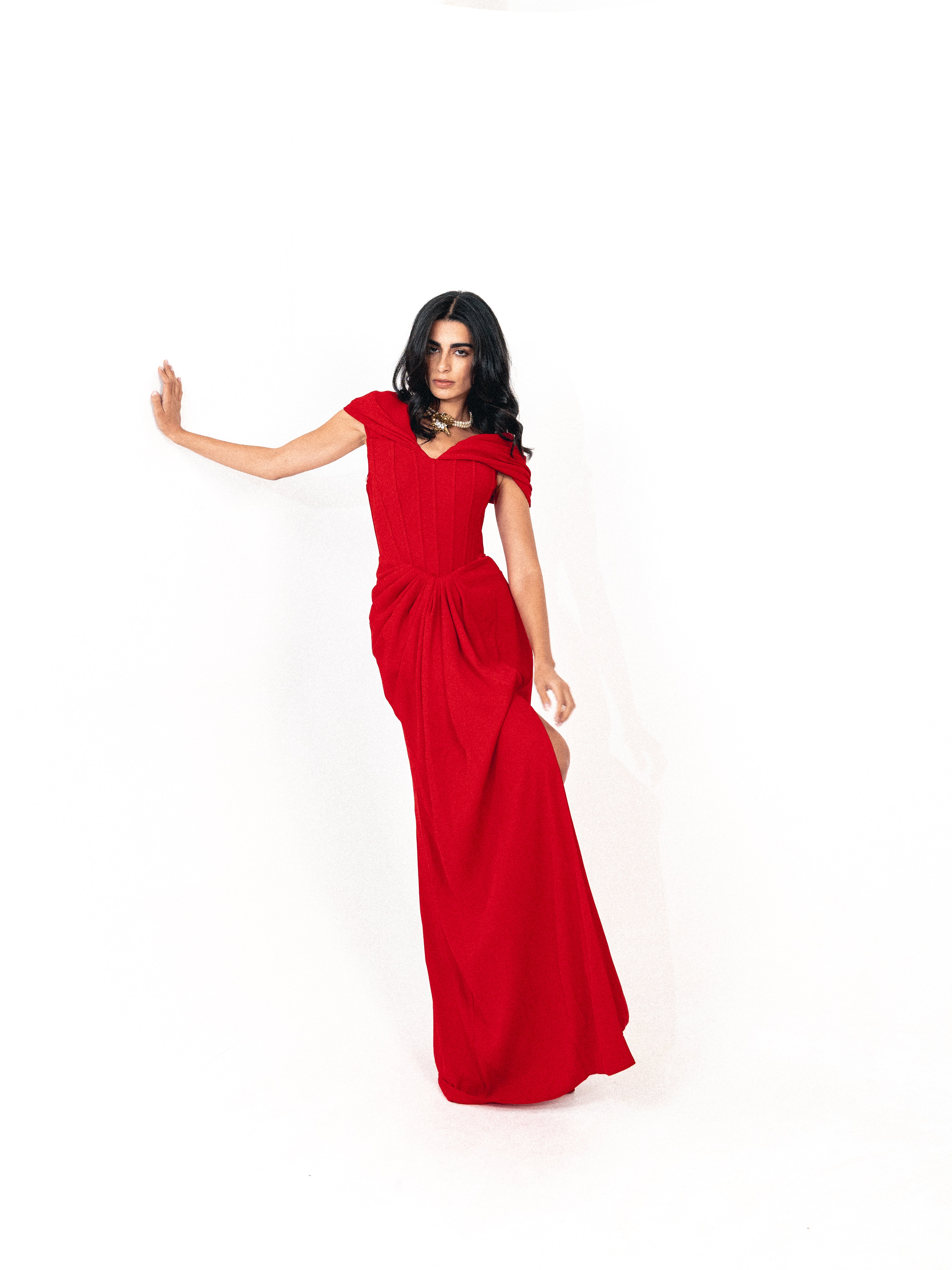 Off shoulder corset dress with slit in red