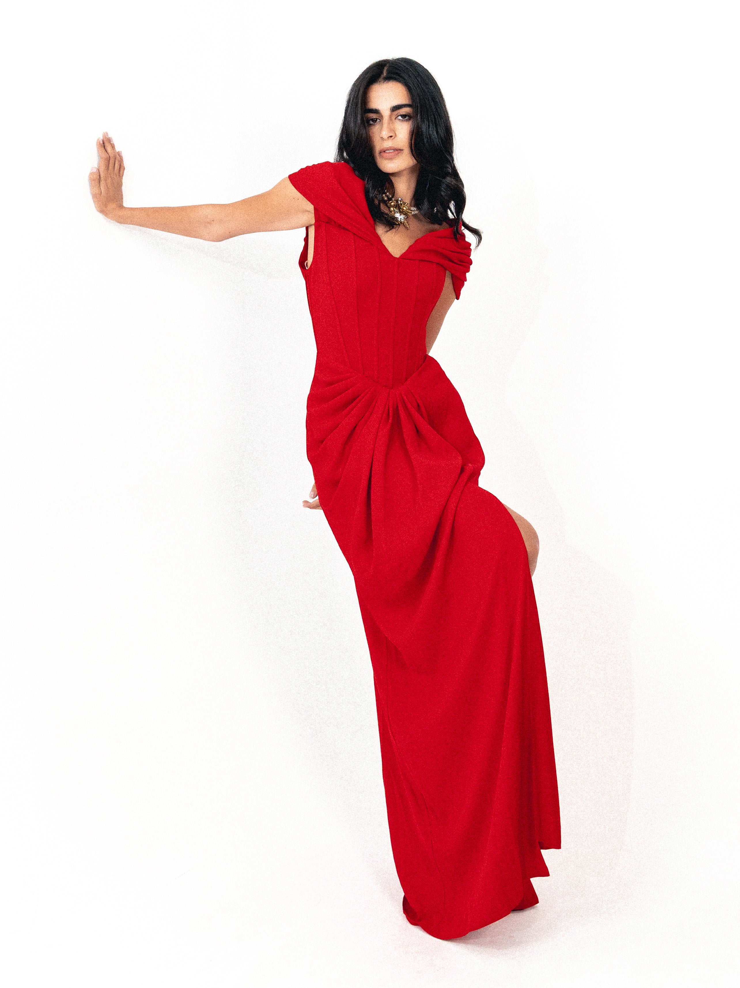 Off shoulder corset dress with slit in red