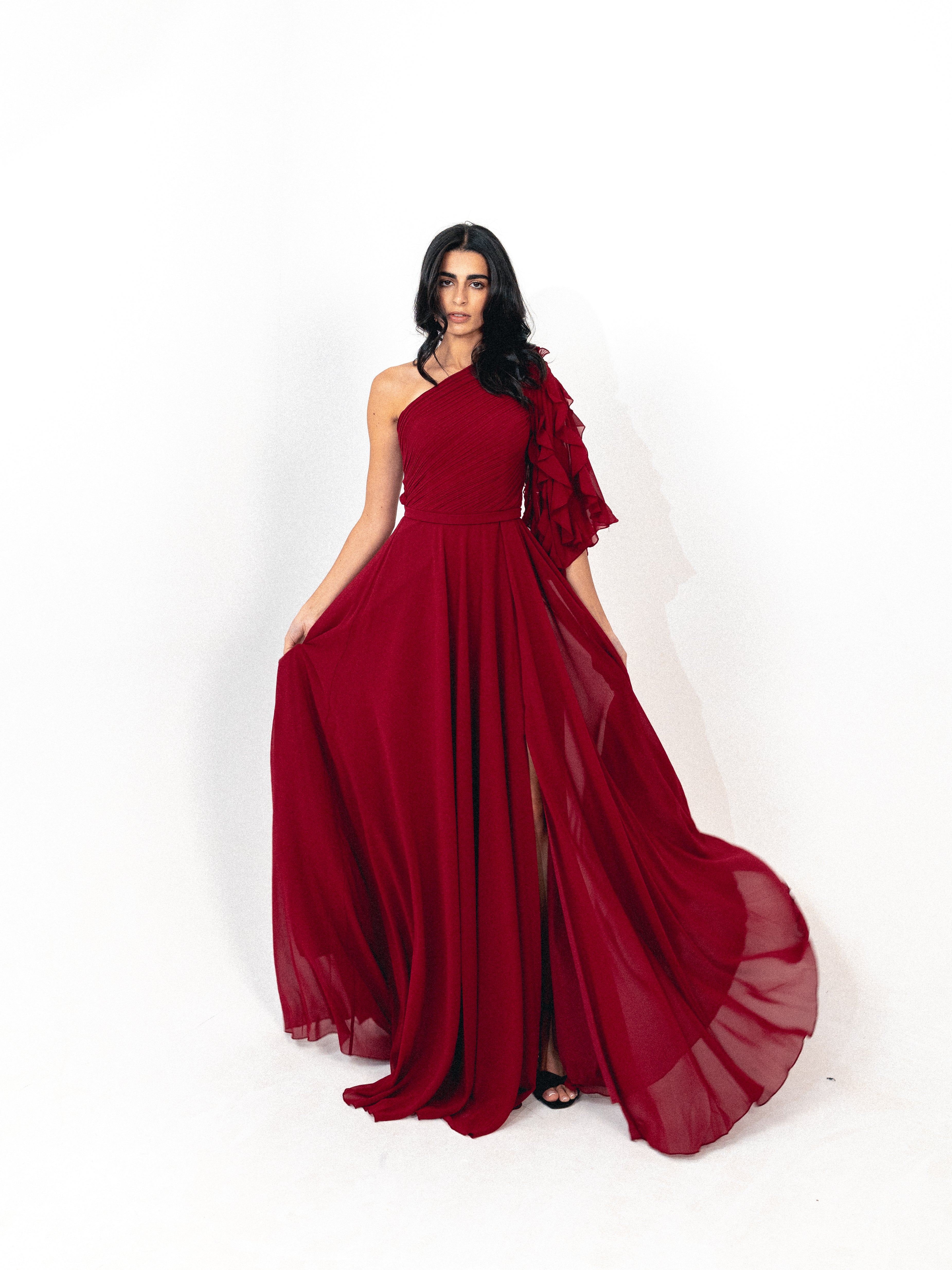 One shoulder chiffon dress with slit in burgundy