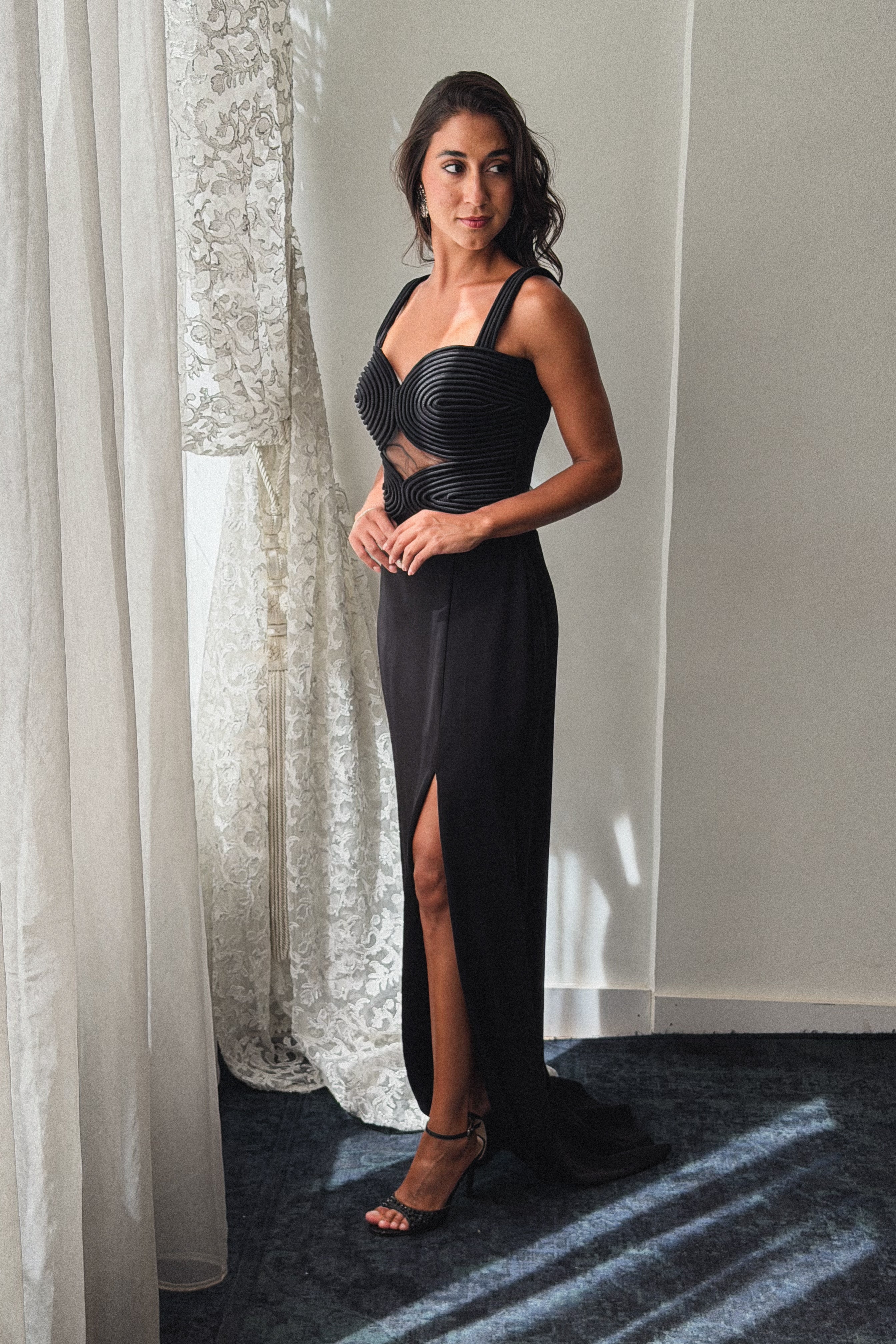 STRAP LONG DRESS IN BLACK