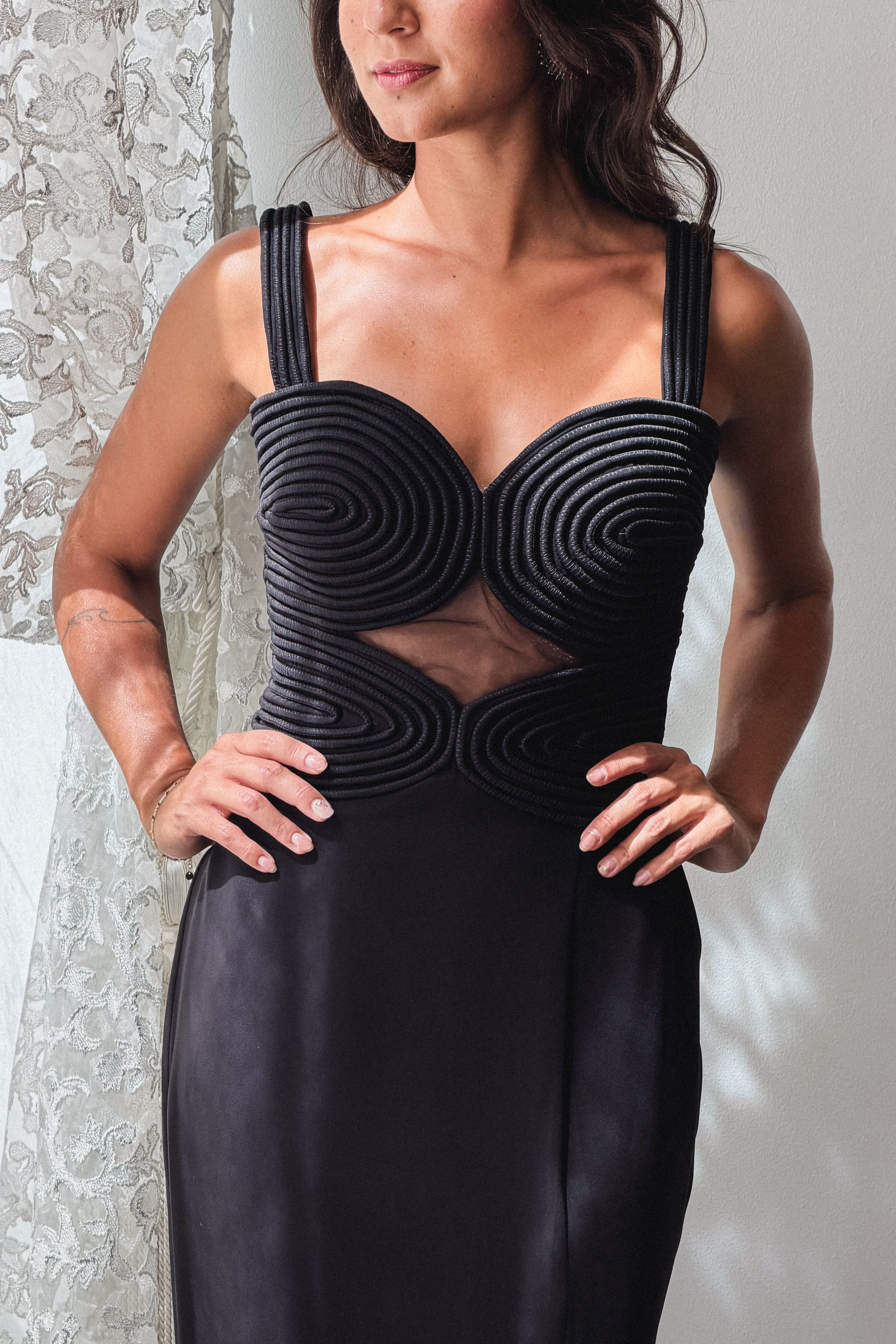 STRAP LONG DRESS IN BLACK
