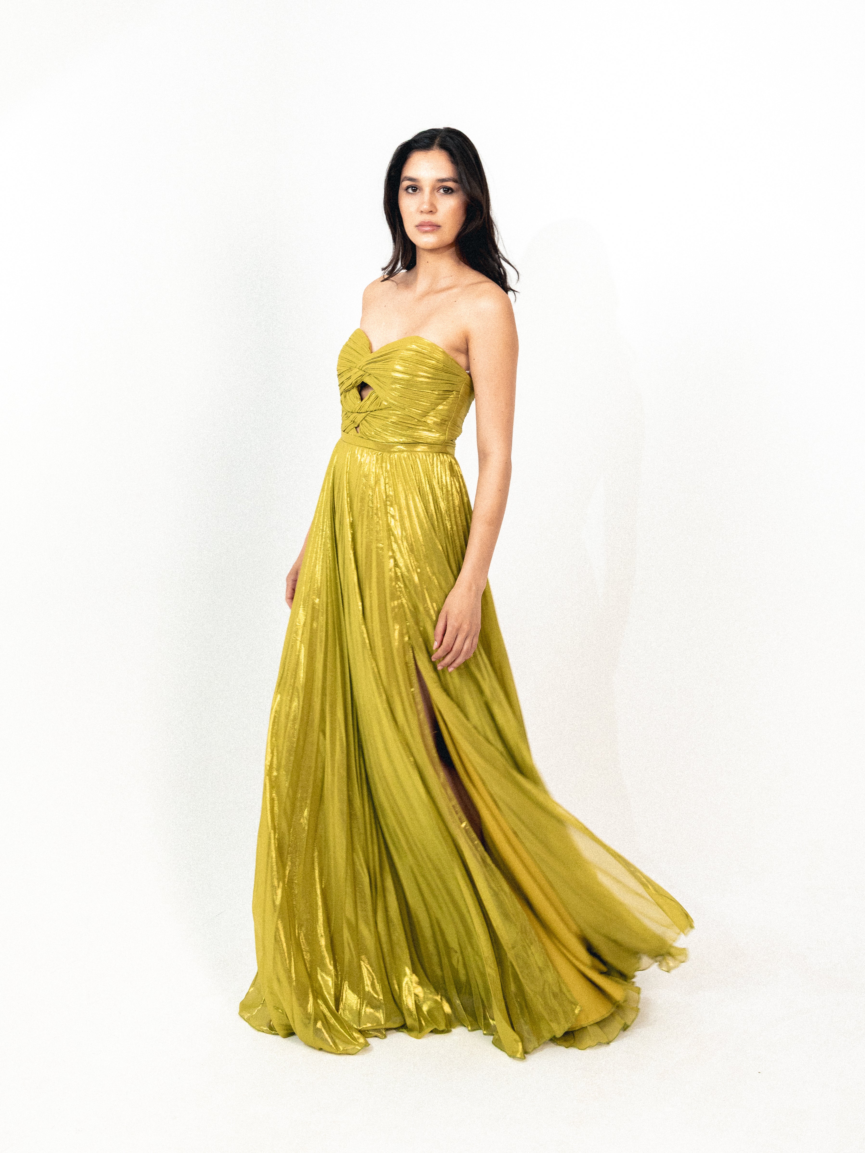 Strapless plisse with slit in APPLE GREEN