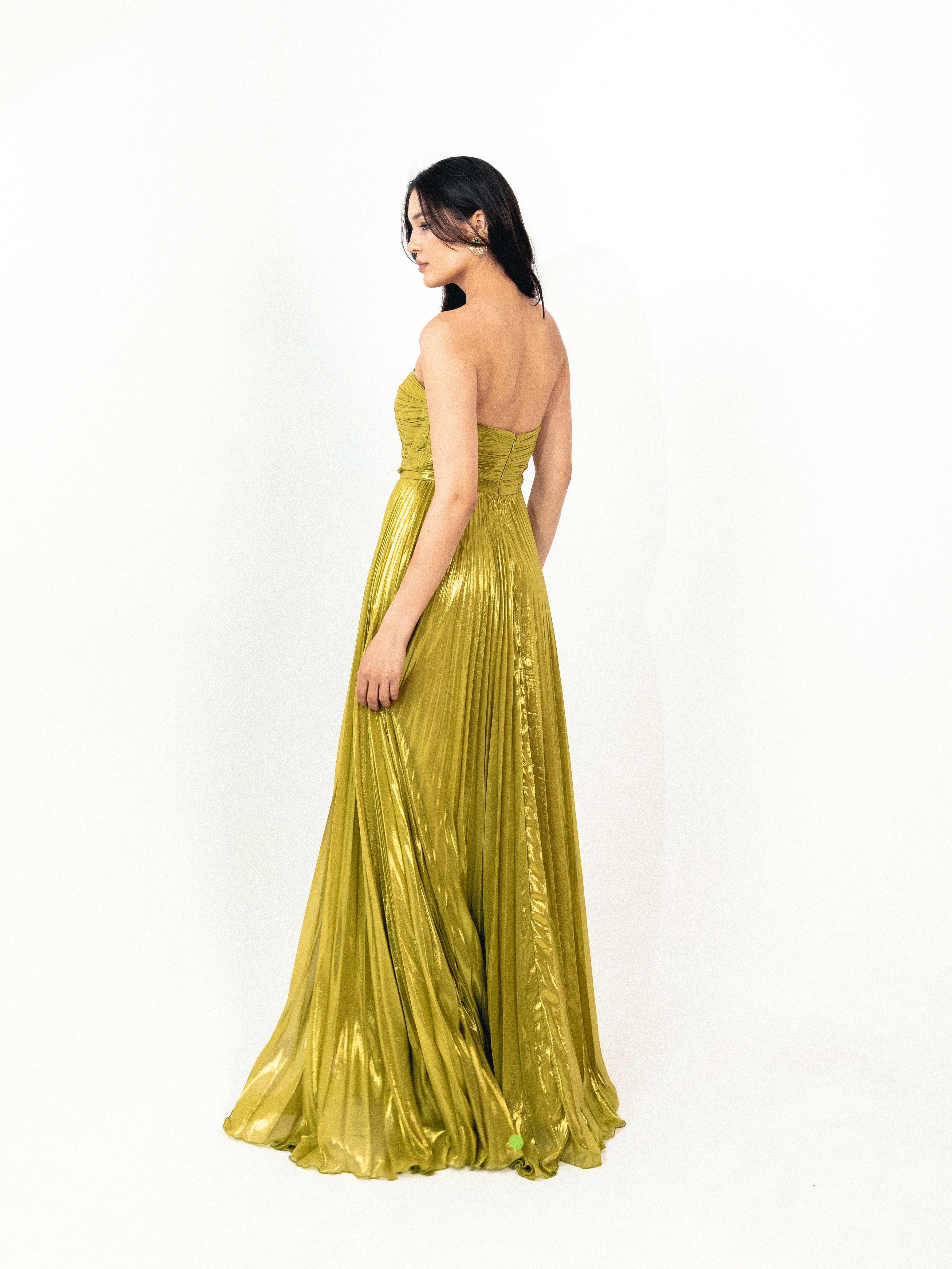 Strapless plisse with slit in APPLE GREEN
