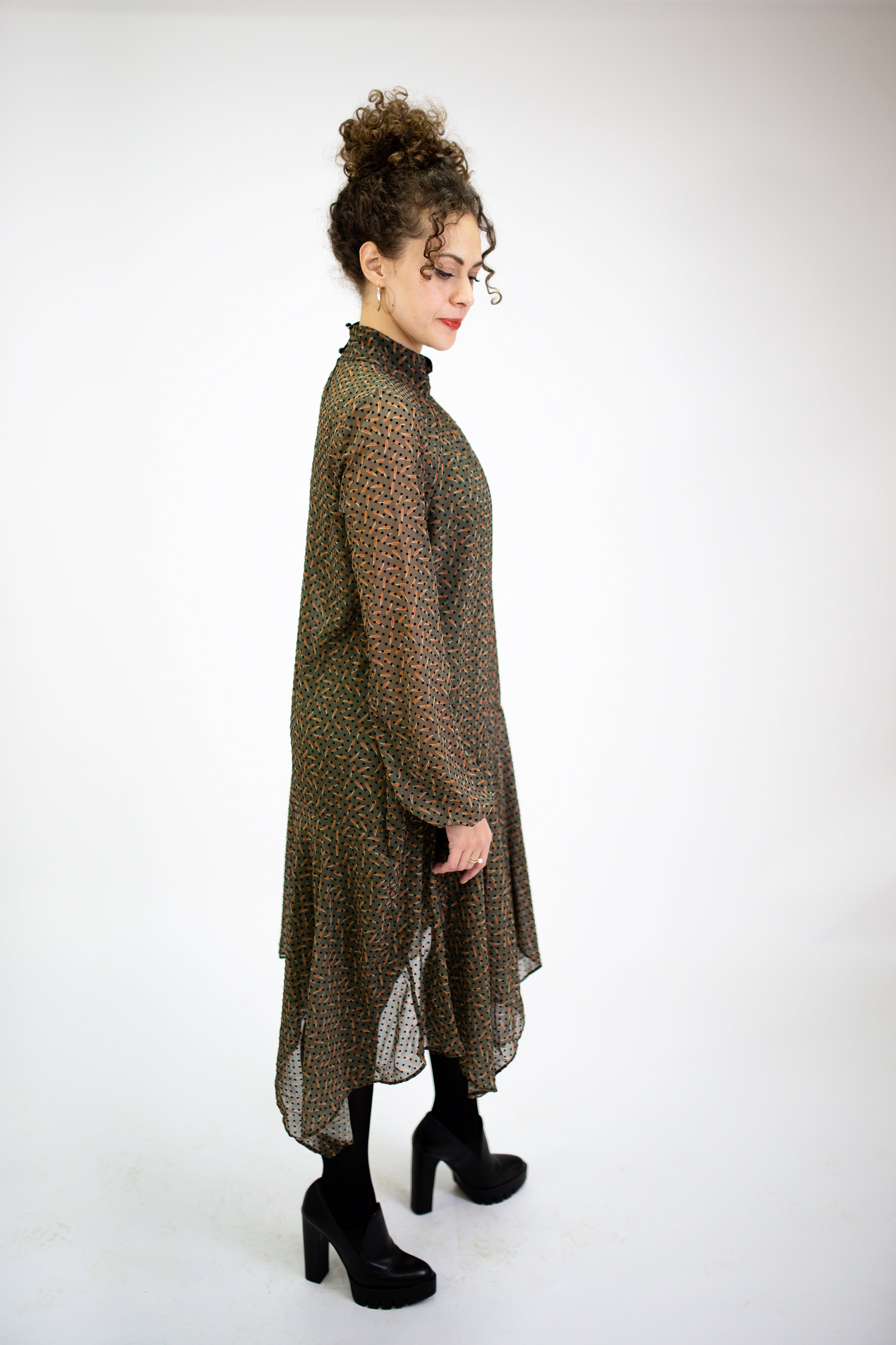 Chiffon Dress with sleeves