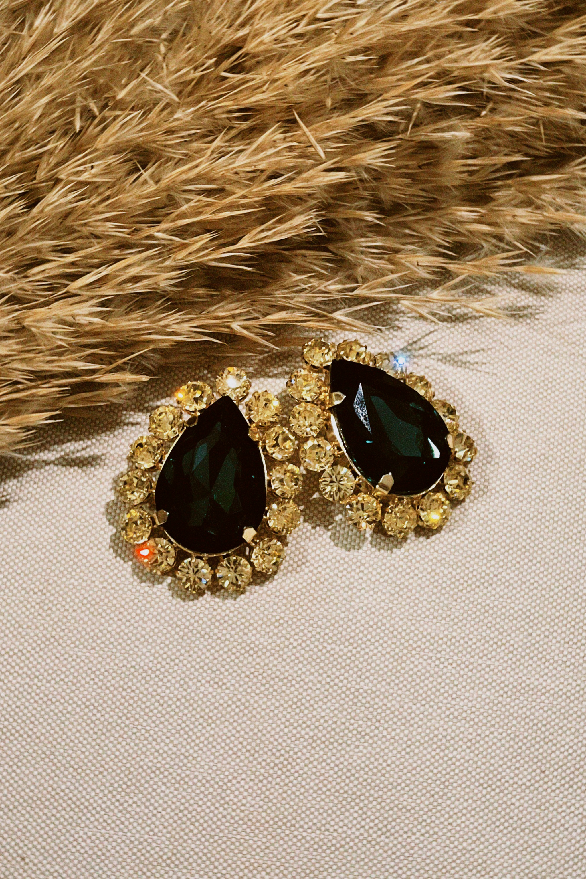 Pear studded earrings